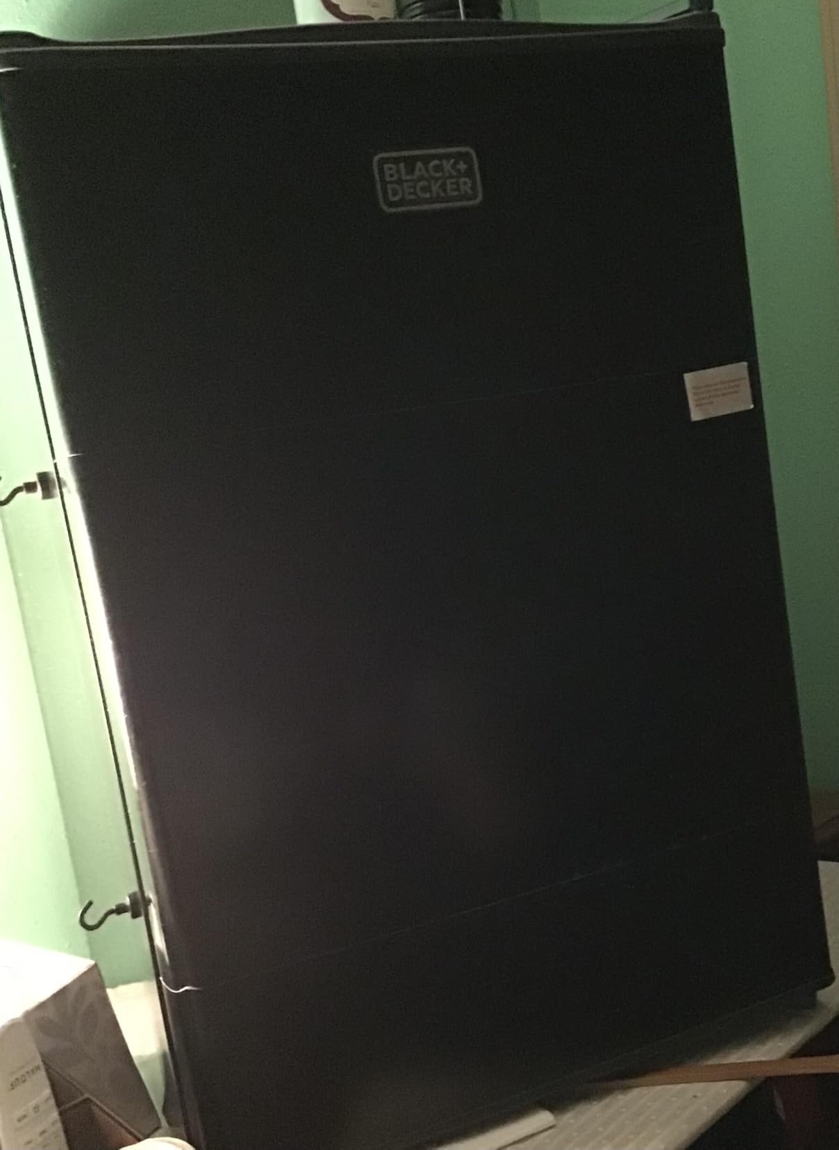 BLACK+DECKER 2.5 Cu. Ft. Compact Refrigerator, ENERGY STAR Certified, Single Door Mini Fridge with Chiller Compartment, Personal Fridge for Home or Dorm Room, R600a Refrigerant, BCRK25V, Stainless Look customer photo 1