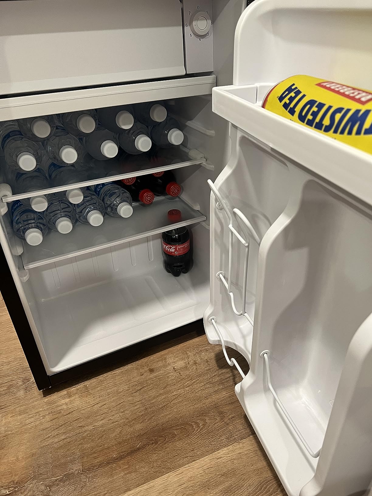 BLACK+DECKER 2.5 Cu. Ft. Compact Refrigerator, ENERGY STAR Certified, Single Door Mini Fridge with Chiller Compartment, Personal Fridge for Home or Dorm Room, R600a Refrigerant, BCRK25V, Stainless Look customer photo 2