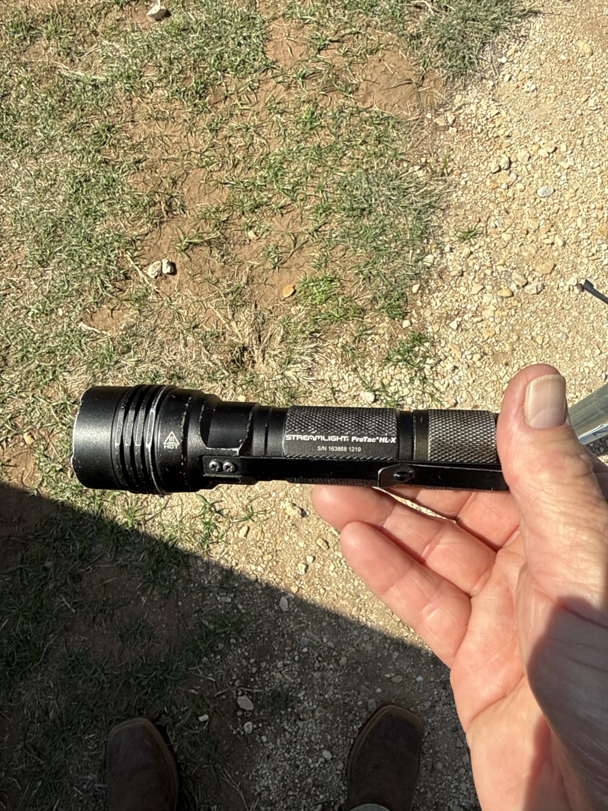 88064 ProTac HL-X 1,000-Lumen Flashlight, Black customer photo 1