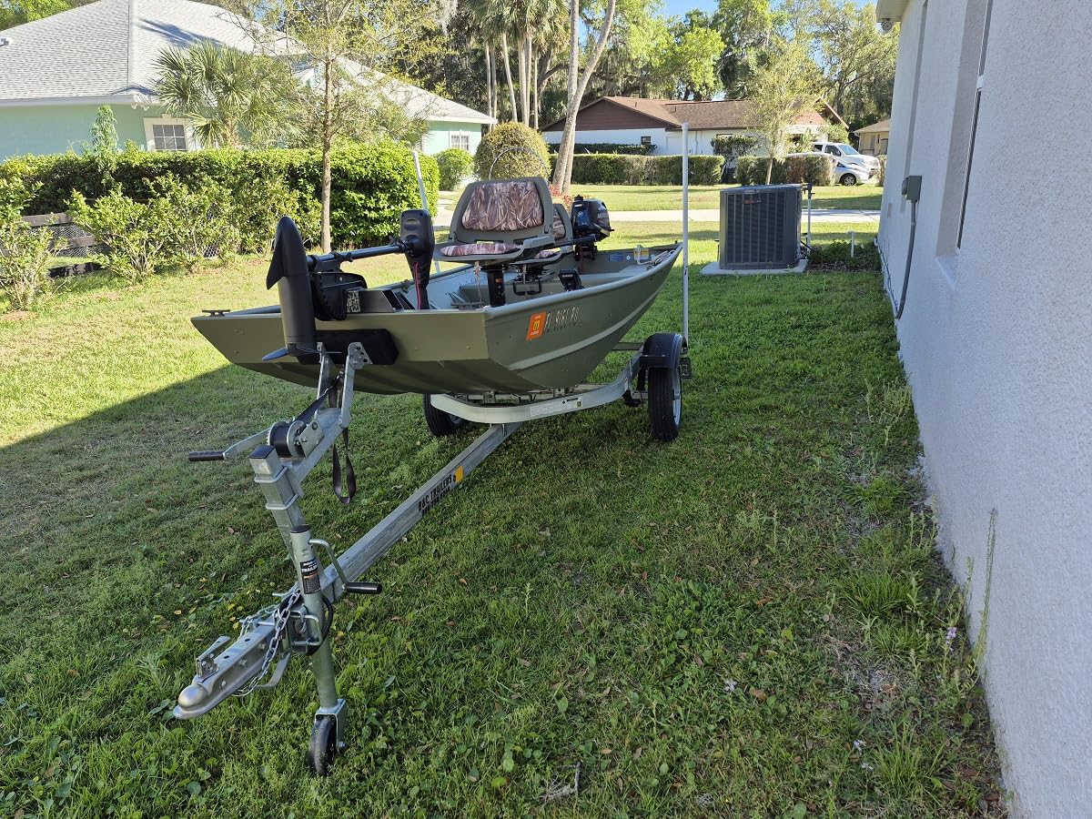 TotalBoat Aluminum Boat Marine Topside Paint - Light Gray Quart | Durable Marine-Grade Paint for Aluminum & Galvanized Steel; Canoes, Pontoons, Jon Boats, Trailers & More; No Primer Needed customer photo 2