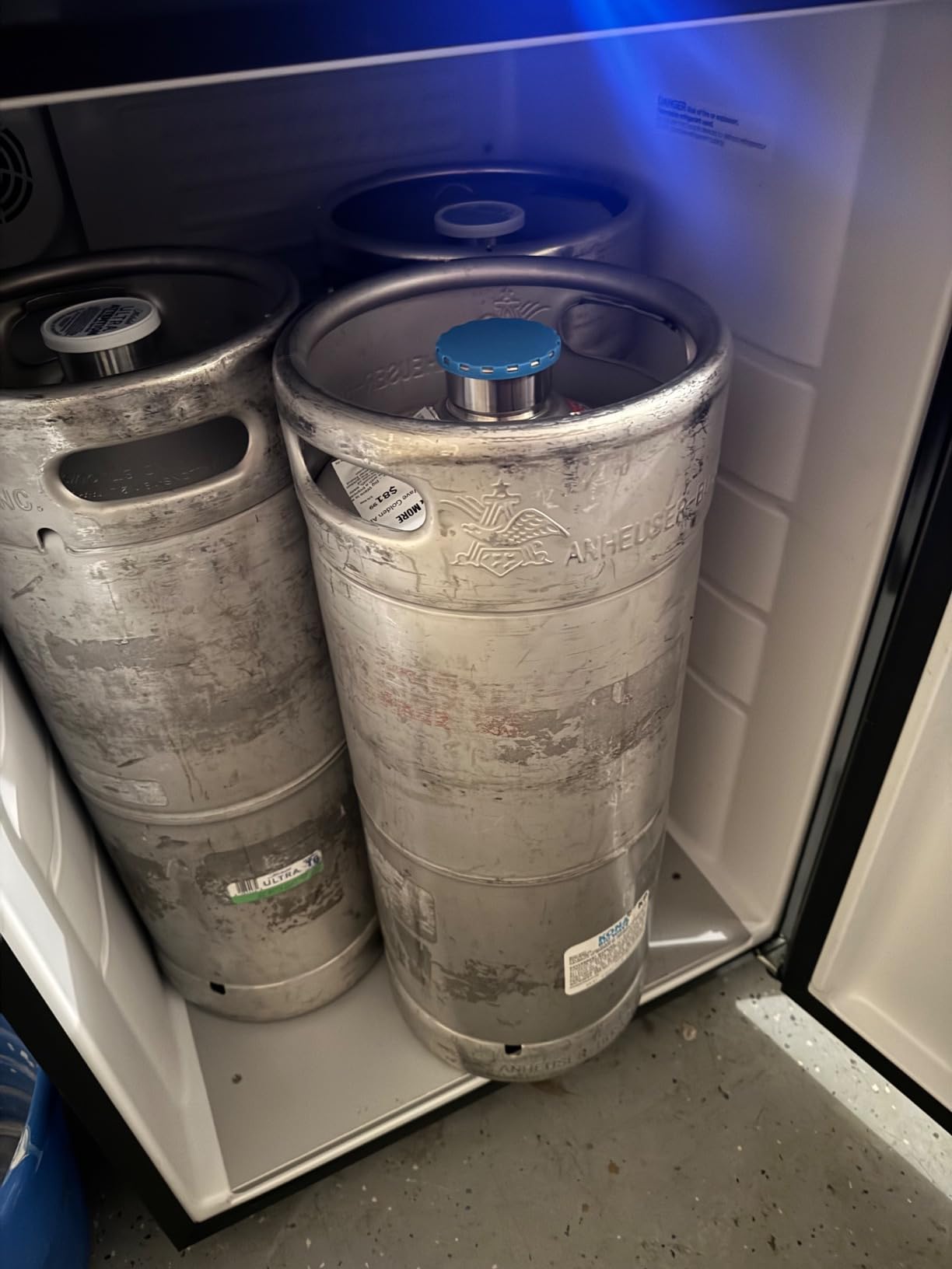 EdgeStar BR3002 24 Inch Wide Kegerator Conversion Refrigerator for Full Size Kegs with Deep Chill Mode - Black customer photo 2