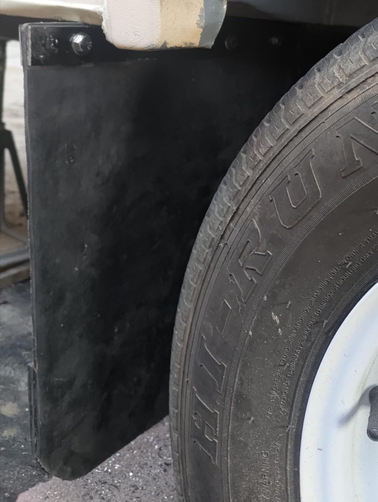 Buyers Products 12X18 MUD Flaps, PR customer photo 2