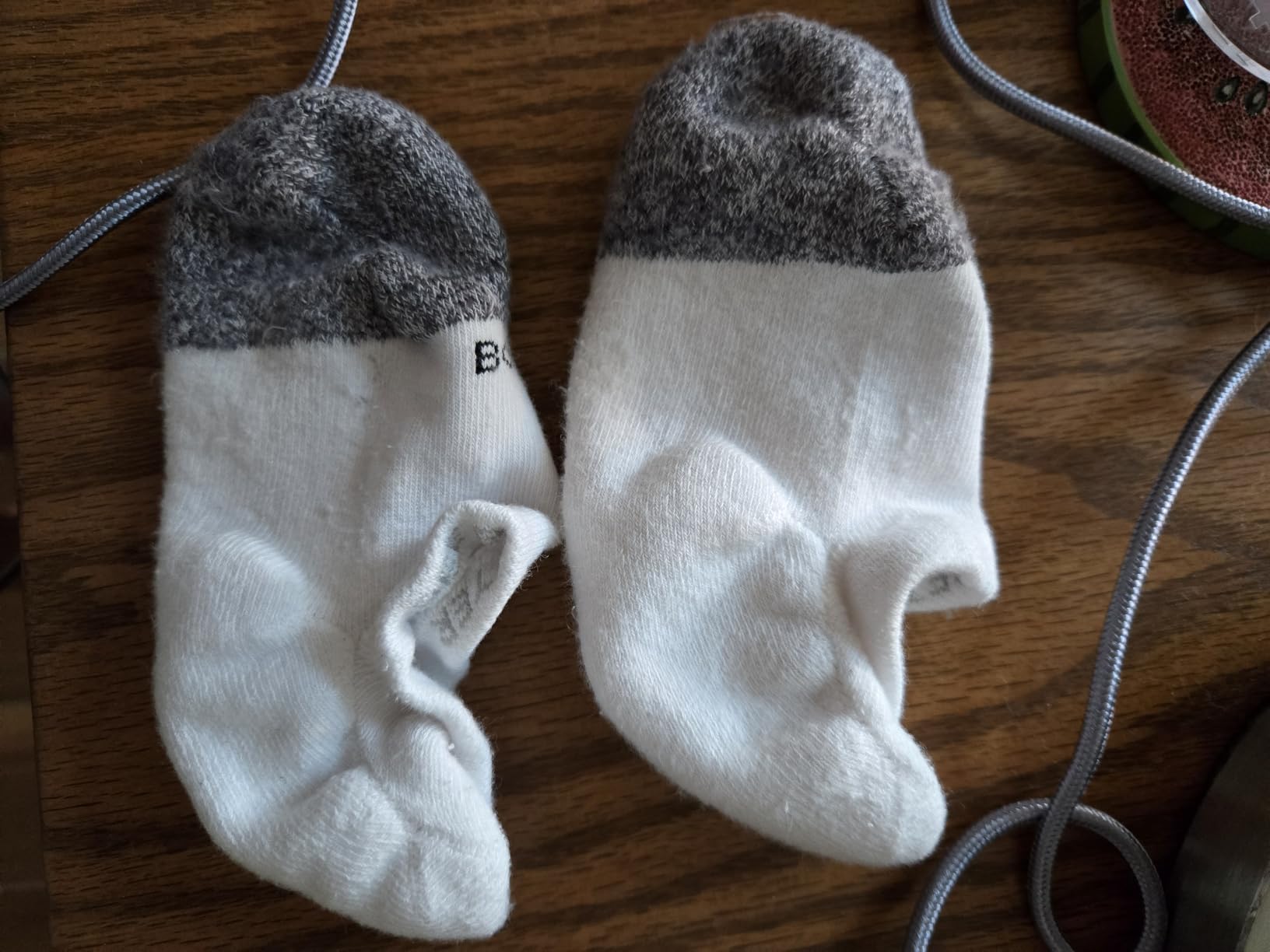 2 PACK Bombas Womens Cushioned No Show Socks, (White, Medium) customer photo 2