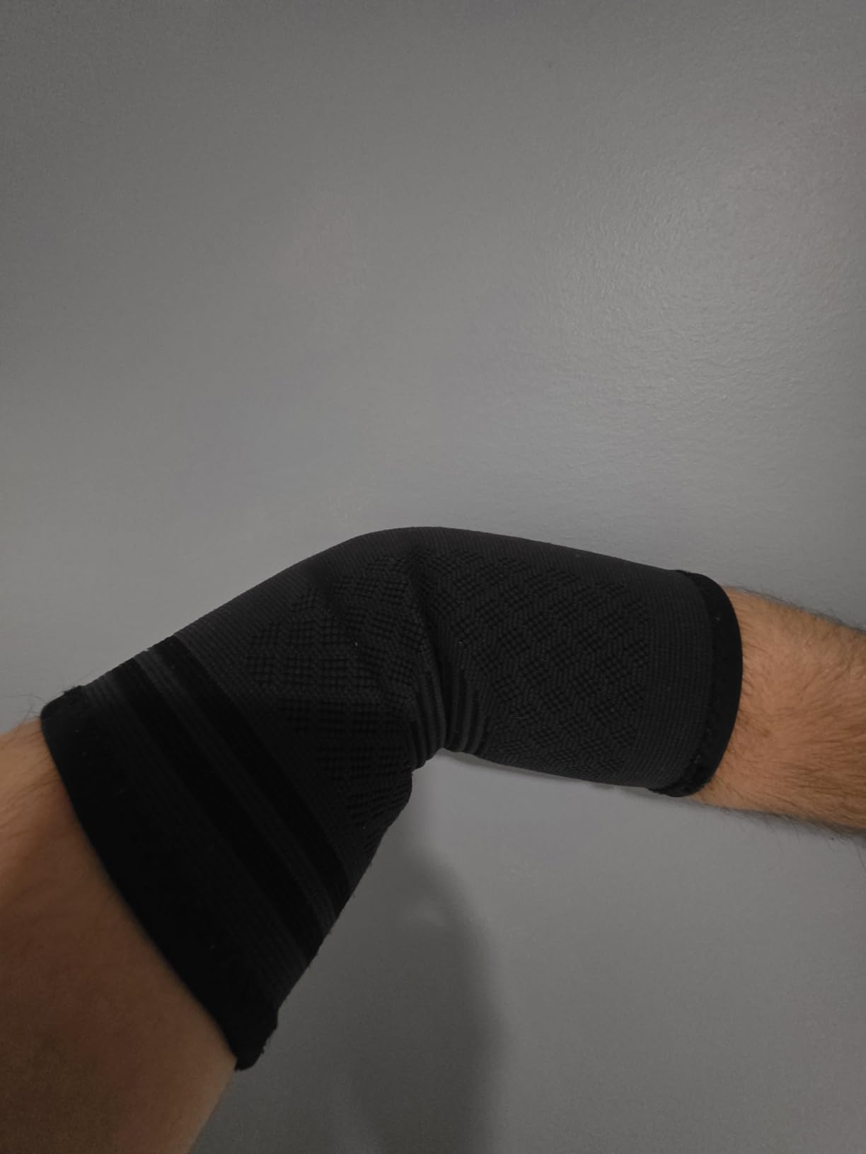 CAMBIVO 2 Pack Elbow Brace Compression Sleeve, Tennis & Golfer's Elbow | Breathable 3D Knit, Moisture-Wicking, No Straps or Velcro, Epicondylitis, Tendonitis & Arthritis Relief, All-Day Wear customer photo 2