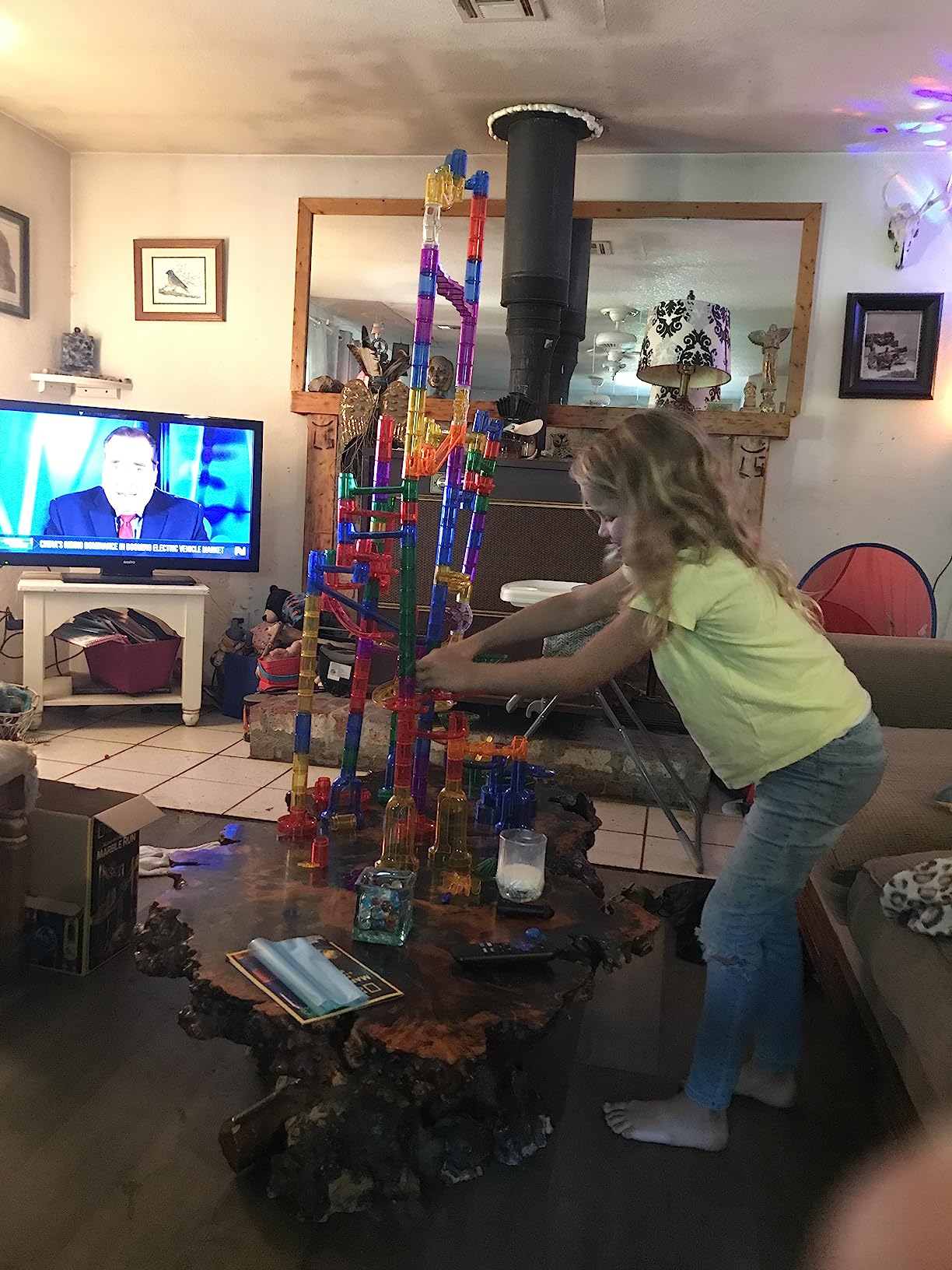 NATIONAL GEOGRAPHIC Glowing Marble Run - 250 Piece Construction Set with 50 Glow in The Dark Glass Marbles & Storage Bag, STEM Gifts for Boys and Girls, Building Project Toy (Amazon Exclusive) customer photo 1