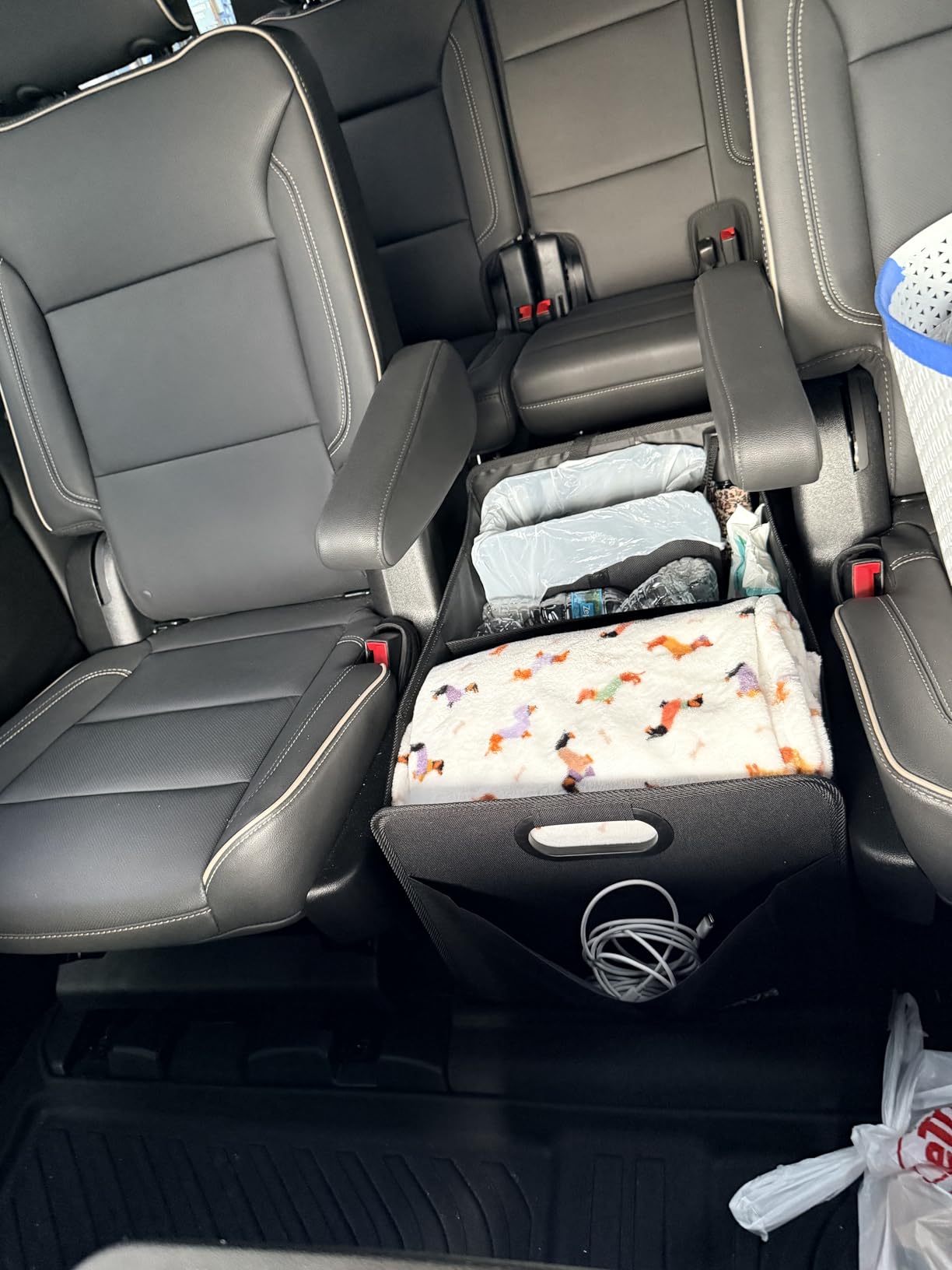 Homeve Car Trunk Organizer for SUV, 18.5Gal Large Capacity No-Sag Heavy Duty, Foldable Waterproof Anti-Slip Storage with 12 Pockets, Fit Sedan,Truck, Universal Car Accessories, Black, Large, 2 Compart customer photo 2