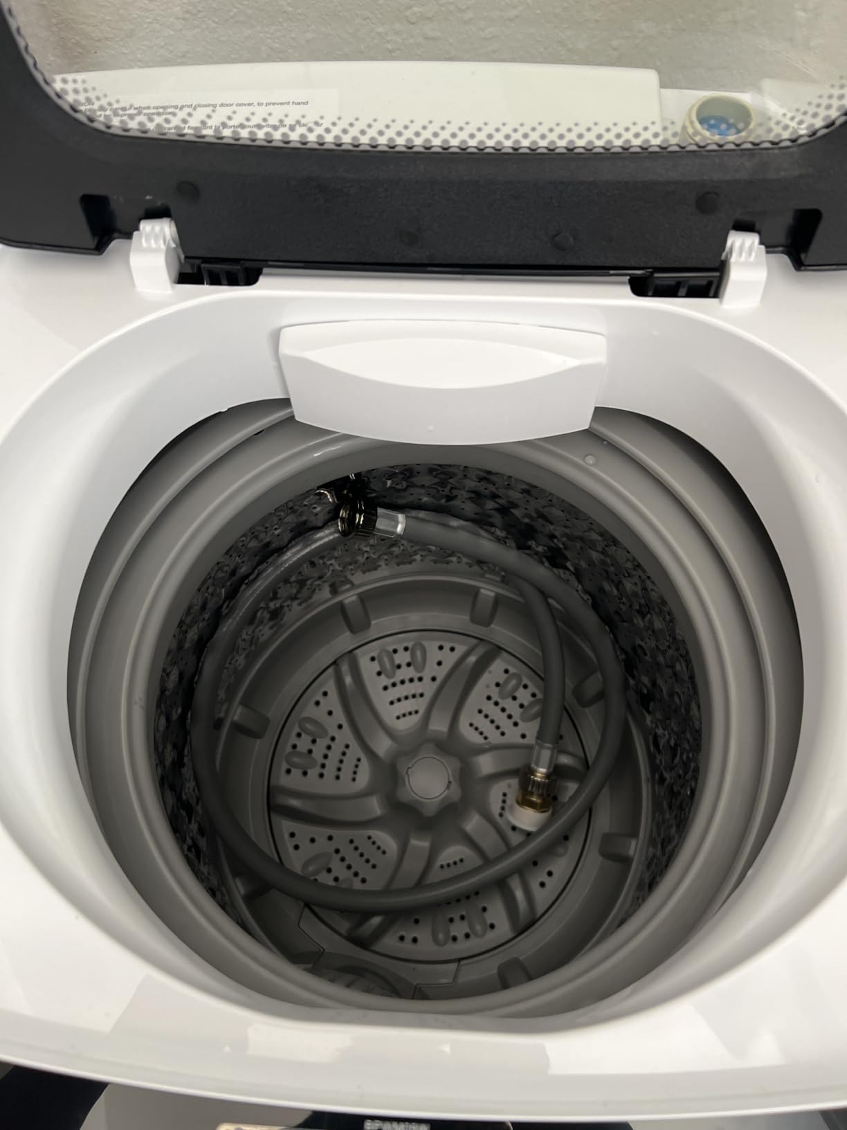BLACK+DECKER BCED37 Compact Dryer for Standard Wall Outlet, Small, 4 Modes, Load Volume 13.2 lbs., White customer photo 2