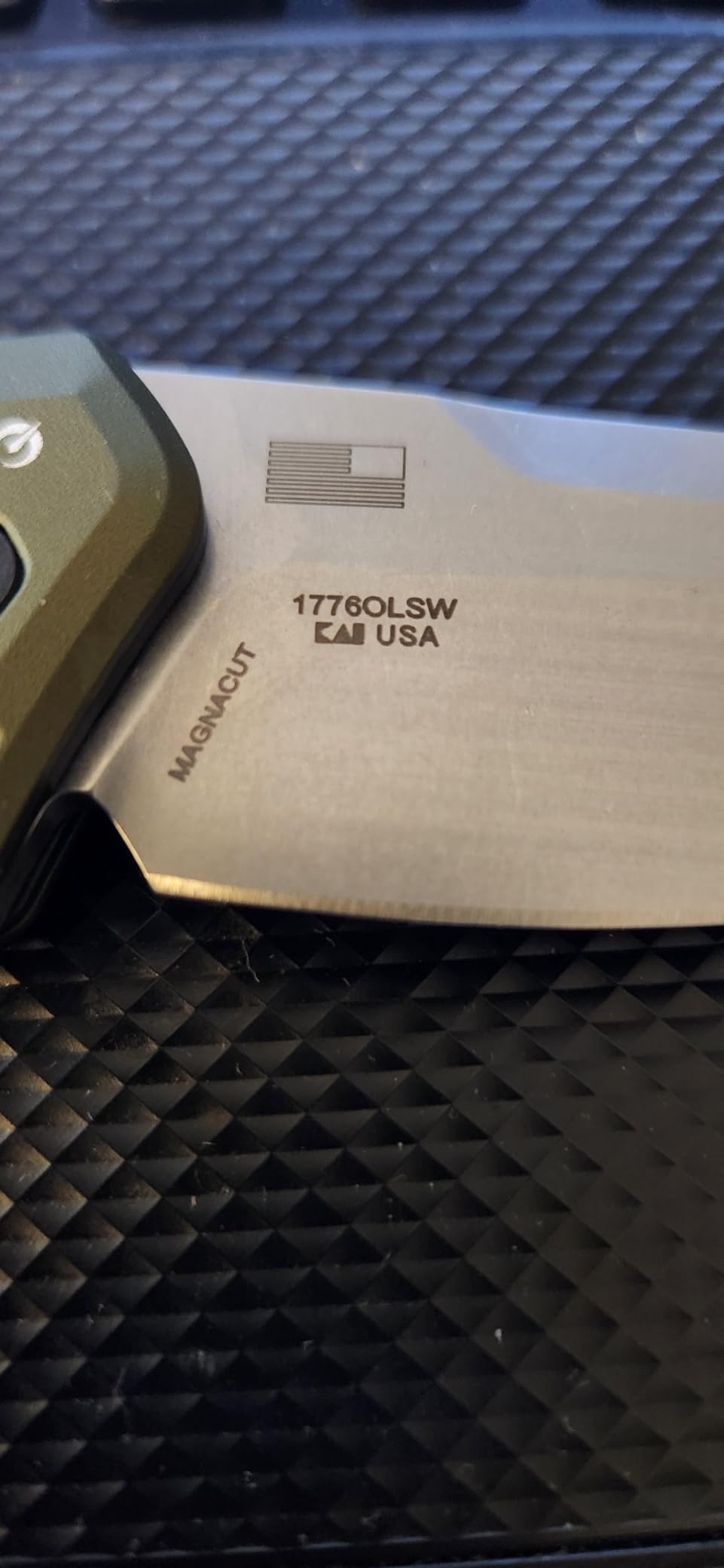 Kershaw Link Pocket Knife, Olive, 3.25 Inch Drop Point Blade customer photo 1