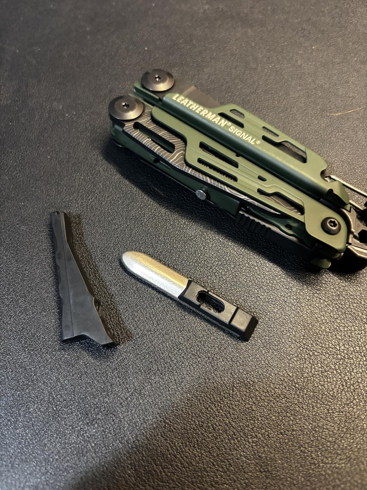 LEATHERMAN, Signal, 19-in-1 Multi-tool for Outdoors, Camping, Hiking, Fishing, Survival, Durable & Lightweight EDC, Made in the USA, Topographical Print customer photo 2