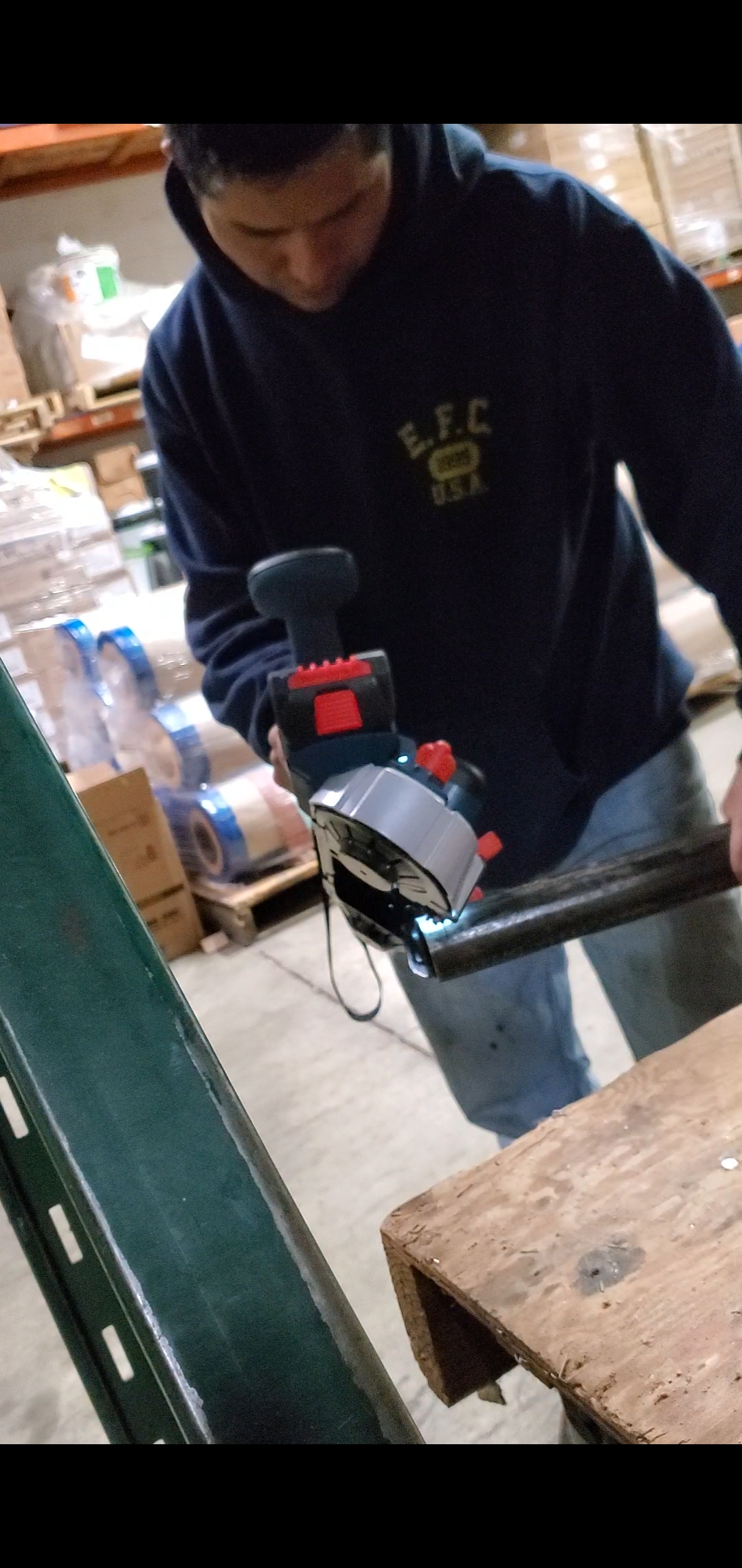 BOSCH GCB18V-2N 18V Compact Band Saw (Bare Tool) customer photo 1