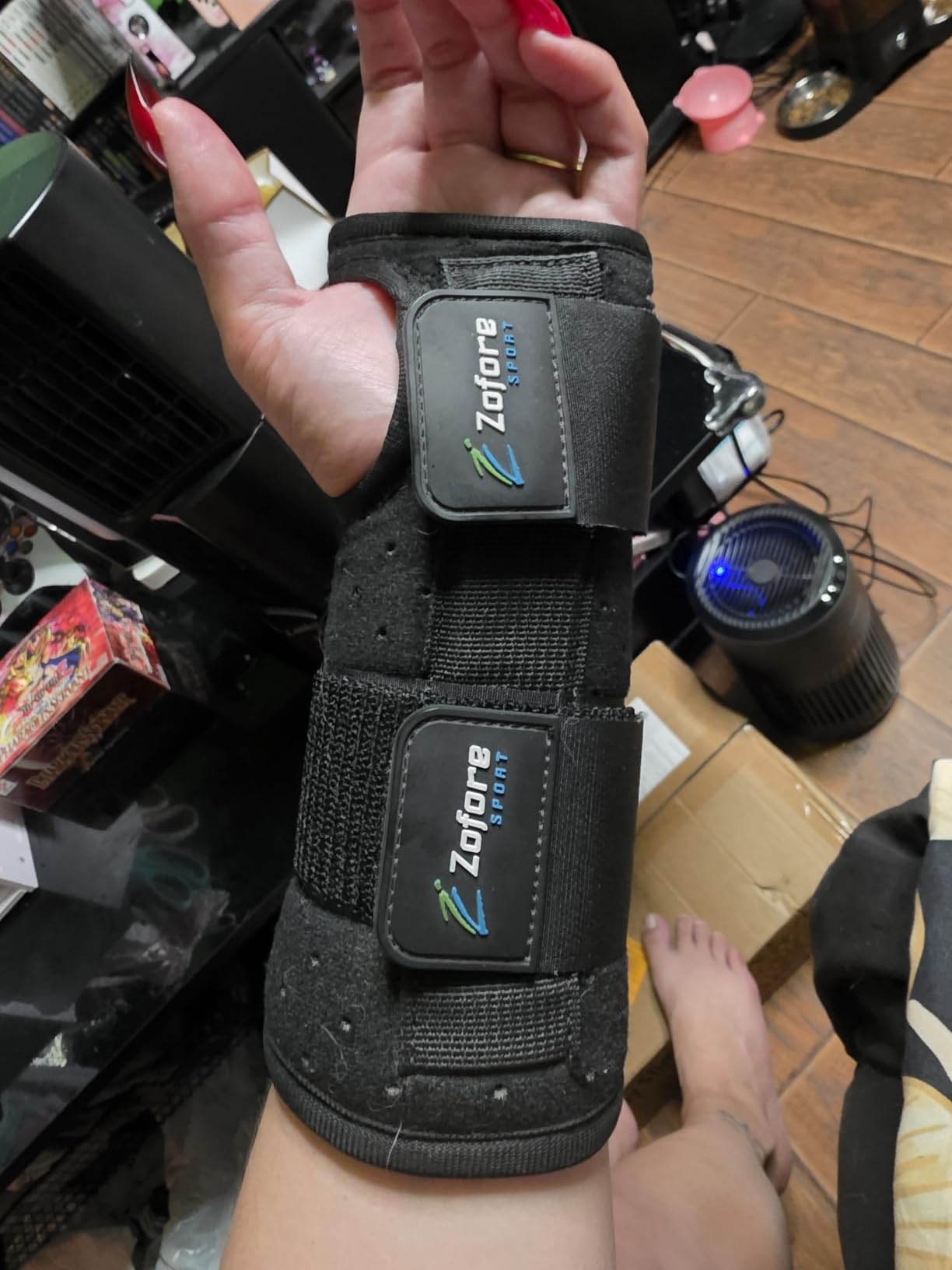 Amazon's Choice Night Wrist Brace, Carpal Tunnel Support Splint for Women Men, Pain Relief for Tendonitis, Arthritis, Sprain customer photo 2