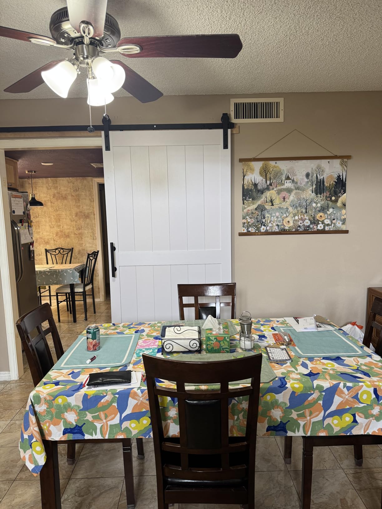 B093WV694R customer photo 1