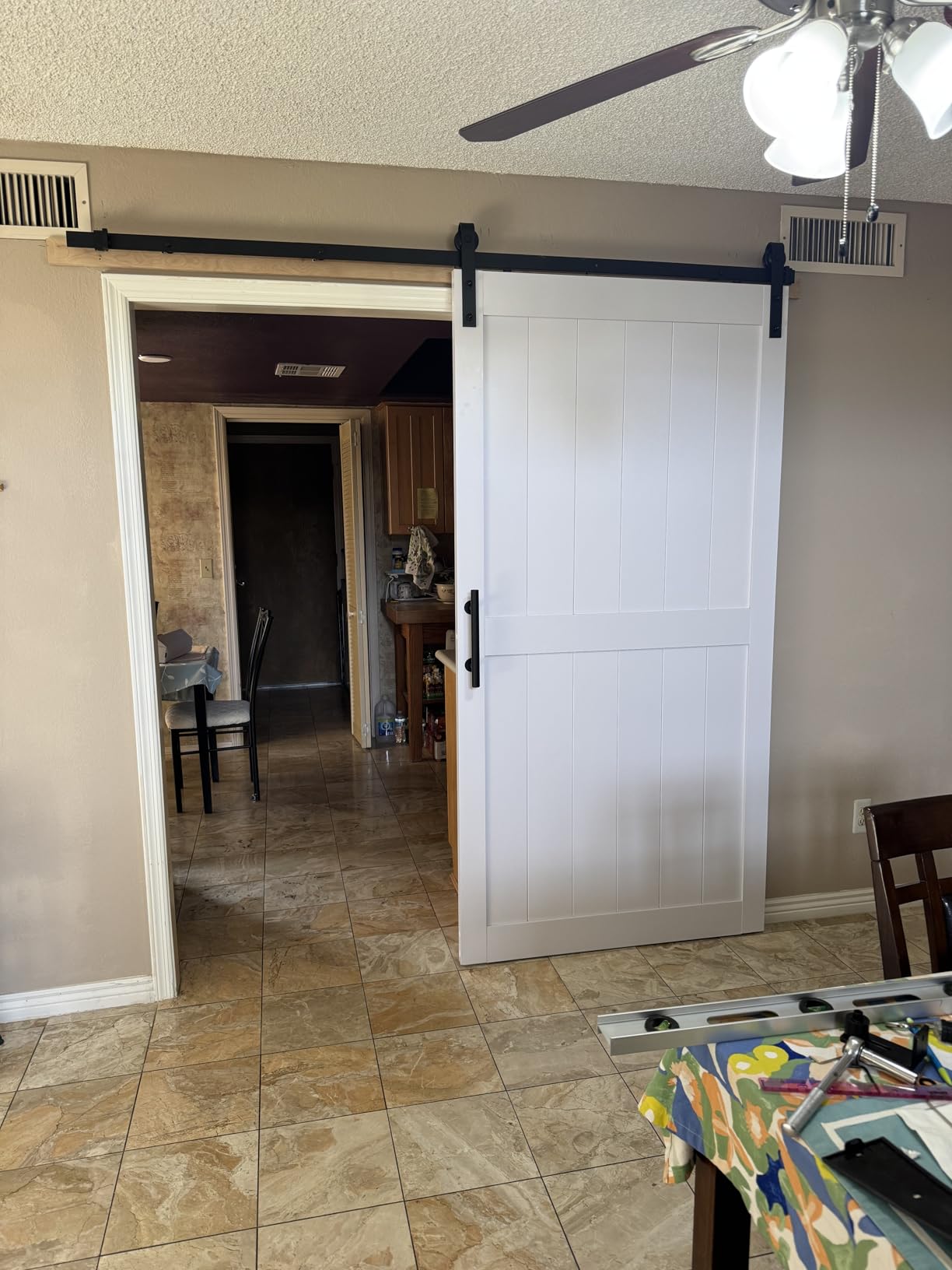 B093WV694R customer photo 2
