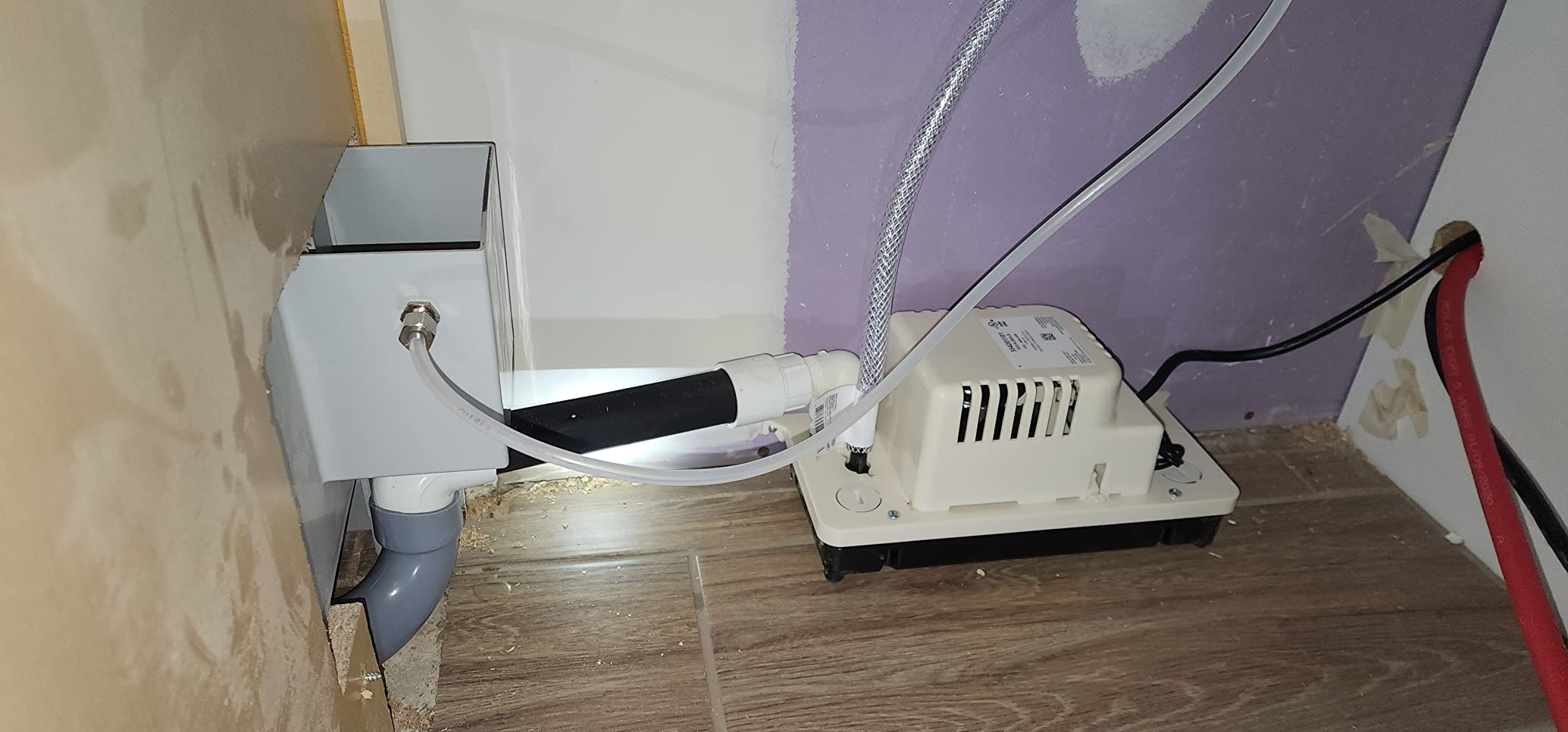 Little Giant VCCA-20ULS 115-Volt, 60 Hz, 1/30 HP, 80 GPH Low-Profile Automatic Condensate Removal Pump with Safety Switch, White/Black, 554201101 customer photo 1