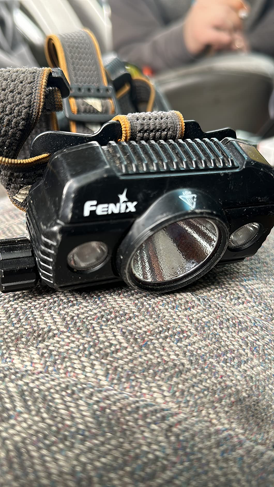 Fenix HP30R v2.0 Headlamp, 3000 Lumen Rechargeable Heavy-Duty with Spotlight & Floodlight, Detachable Power Pack and LumenTac Organizer, Black customer photo 2