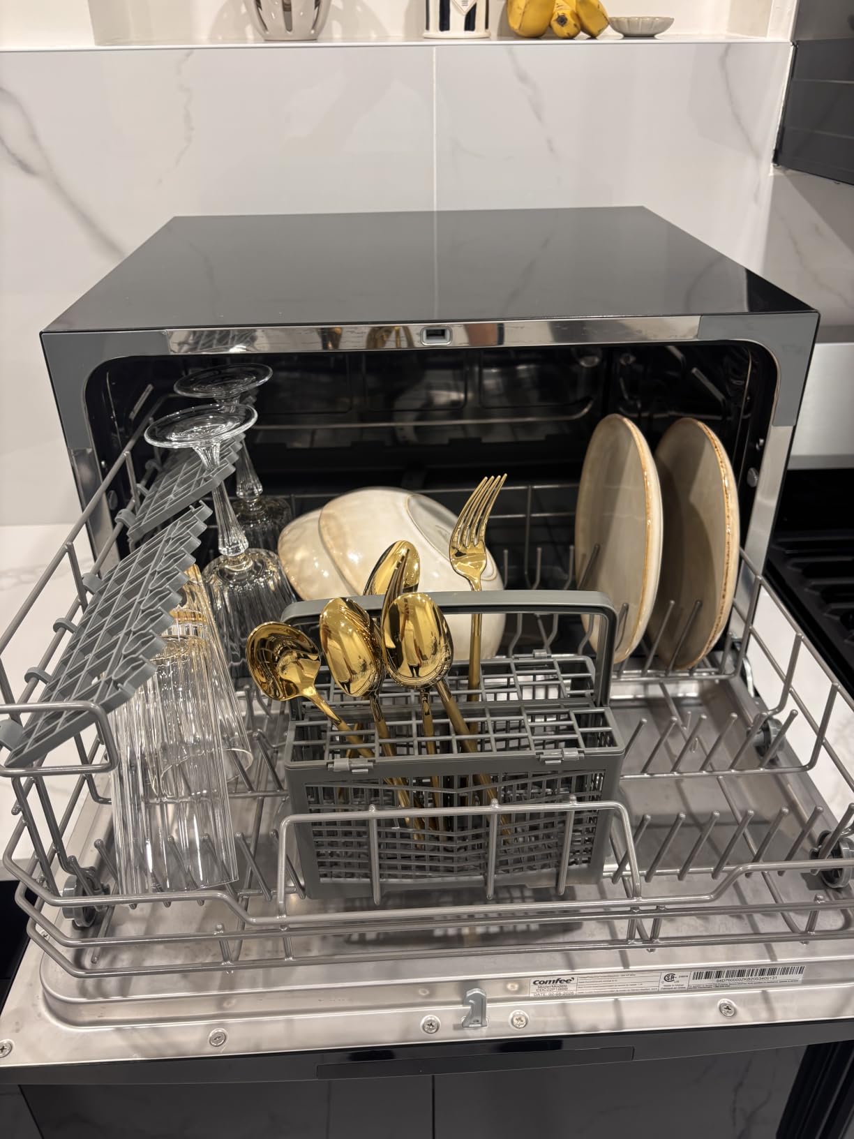 COMFEE' Countertop Dishwasher, Energy Star Portable Dishwasher, 6 Place Settings & 8 Washing Programs customer photo 2