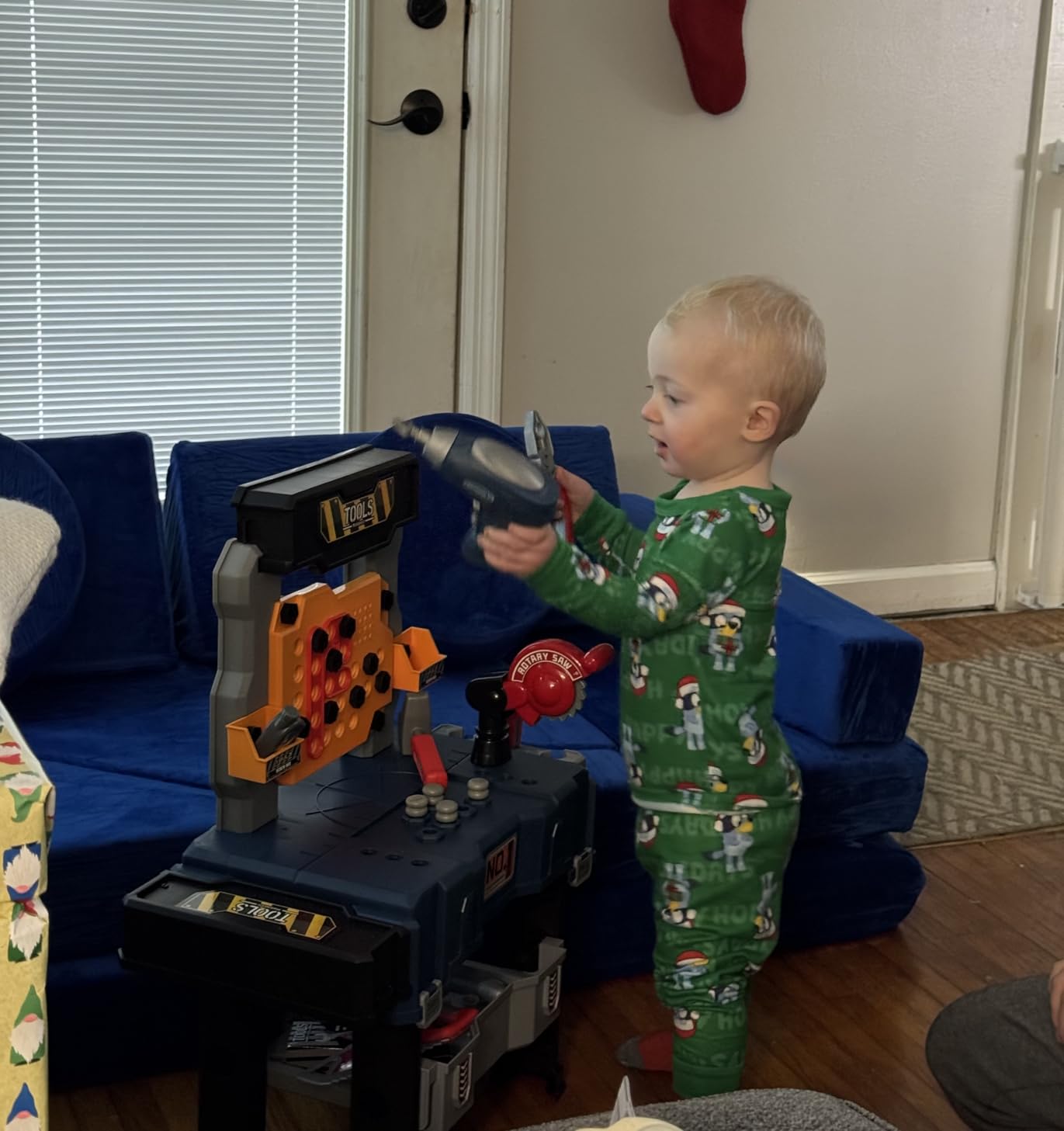 Deejoy Kids Tool Bench with Realistic and Electric Drill, Construction Workbench Toys for Toddlers 3-5, Toddler Bench Set for Boys & Girls Age 3-4 customer photo 1