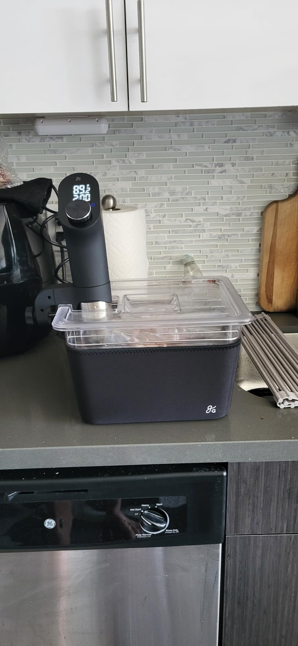 Greater Goods 12 Qt Sous Vide Container with Lid, Rack & Insulated Sleeve | Fits Most Wand-Style Circulators, Reduces Evaporation During Long Cooks, Clear MIN/MAX Fill Marks, Dishwasher Safe, Full Kit customer photo 2