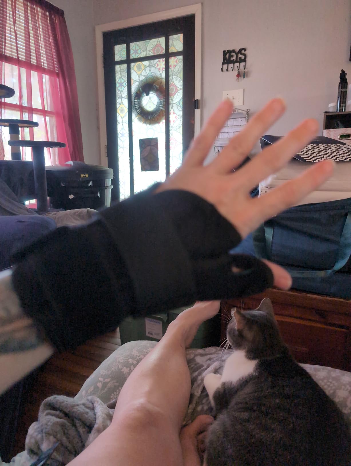 Thumb Brace - Carpal Tunnel Wrist Brace for Men & Women, Thumb Spica Splint with Thumb Support for Arthritis, Tendonitis, De Quervain's & Sprains, Night Sleep Pain Relief Stabilizer for Left & Right Hand customer photo 2