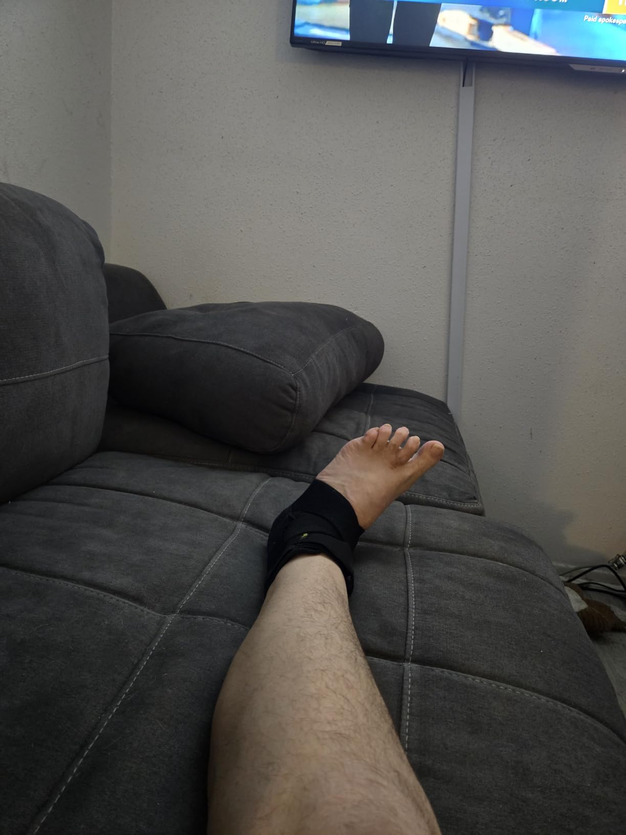 BraceUP Ankle Brace - Relieve Pain, Enhance Stability for Foot Pain, Sprained Ankle, Achilles Tendonitis, Men and Women (Black) customer photo 2