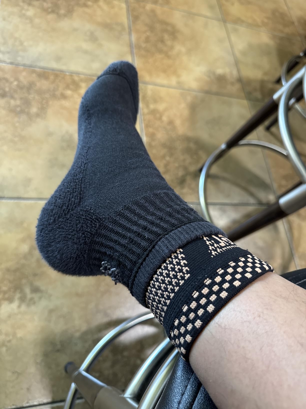 Ankle Brace for Women & Men, Ankle Compression Sleeve Support Copper Infused Ankle Brace for Sprained Ankle, Plantar Fasciitis Sports, Achilles Tendonitis Pain Relief customer photo 2