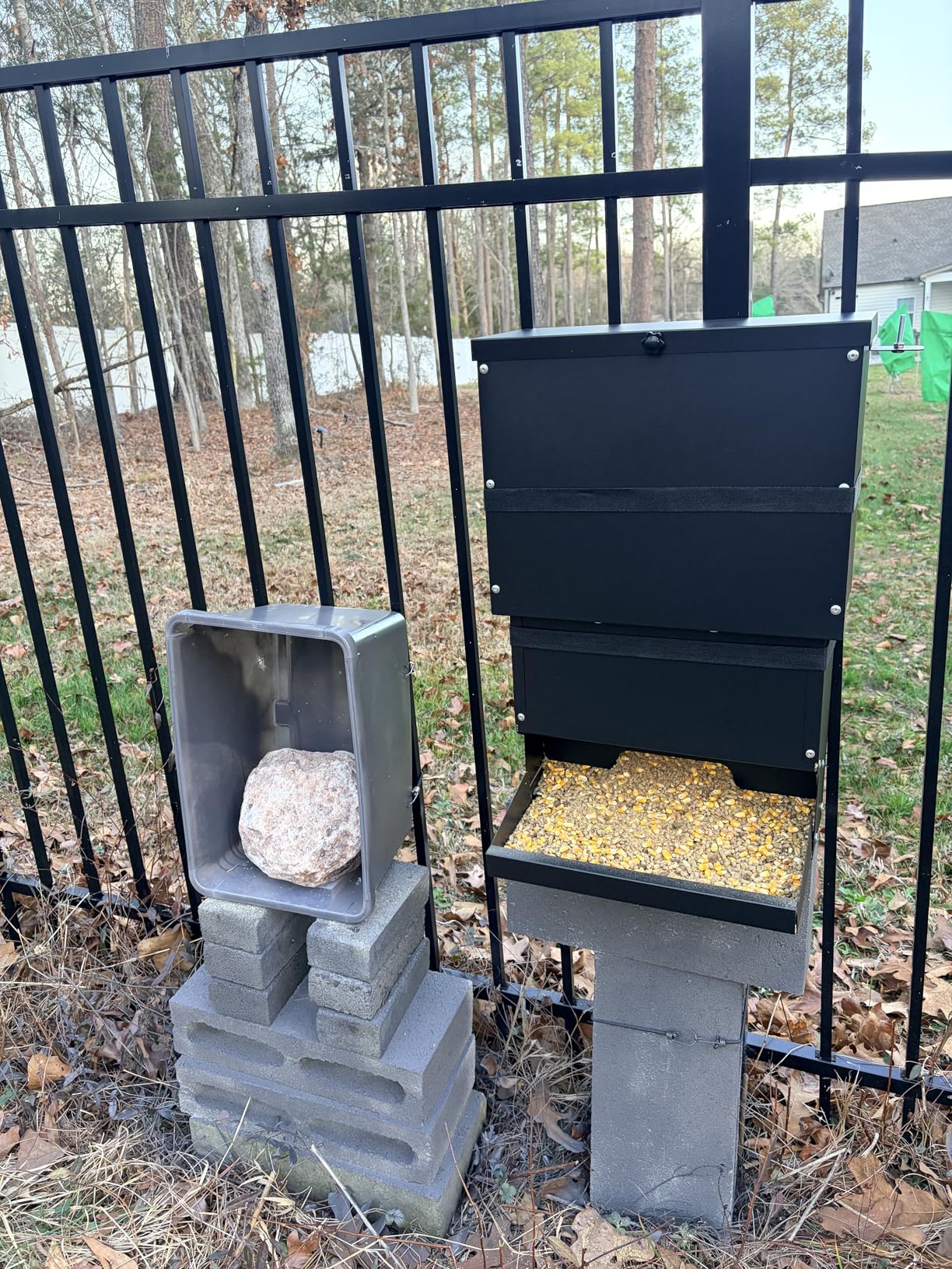 50lb Metal Deer Feeder, Tree Protein Feeder, Weatherproof Gravity Feeder Automatic Dispenser customer photo 1