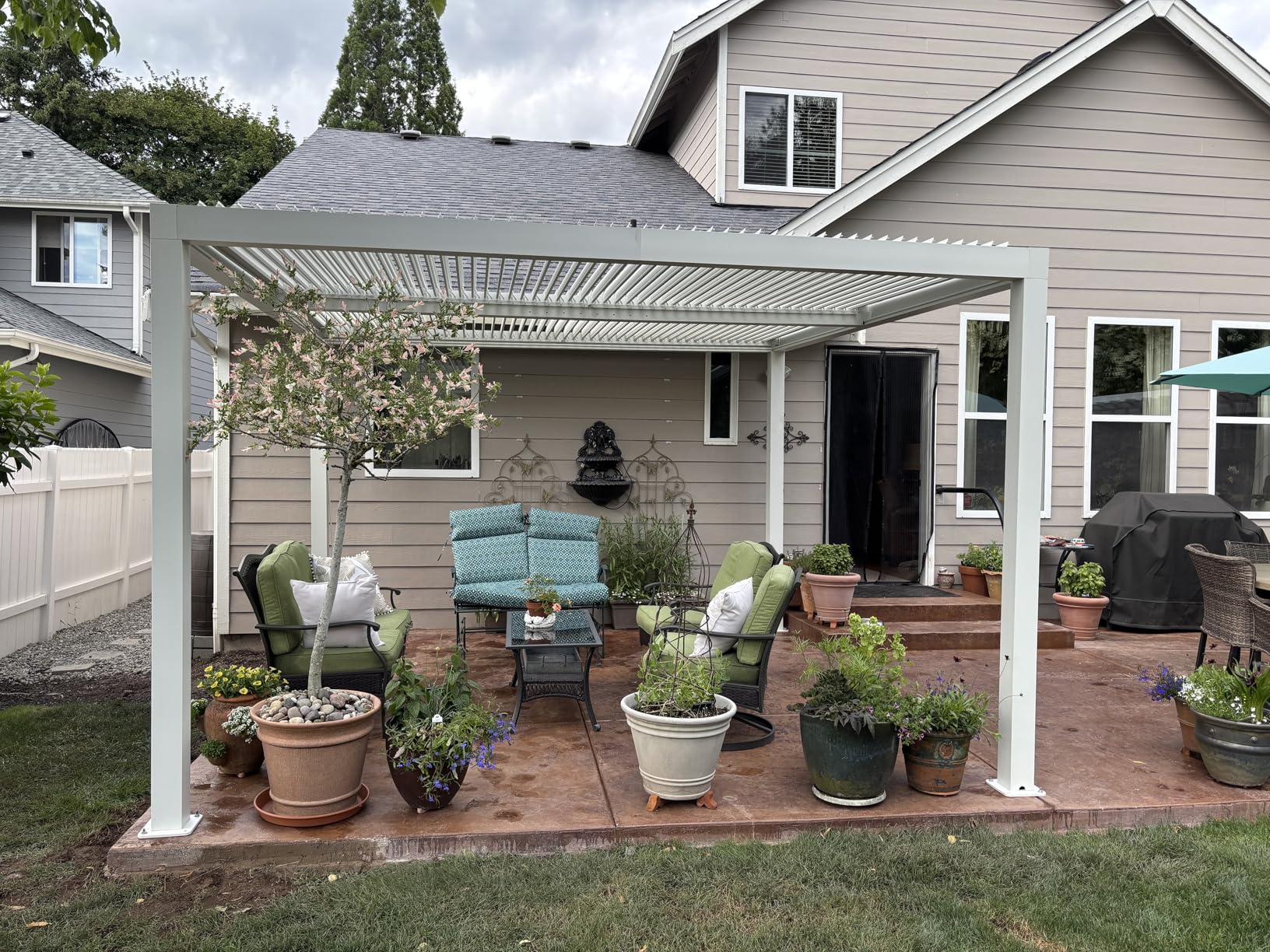 PURPLE LEAF Louvered Pergola 12' x 16' White Adjustable Hardtop for Patio customer photo 1