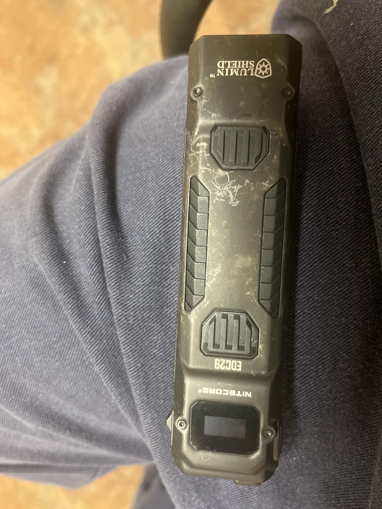 Nitecore EDC29 6500 Lumen Ultra Slim High Performance EDC Flashlight with Retractable Keychain customer photo 2