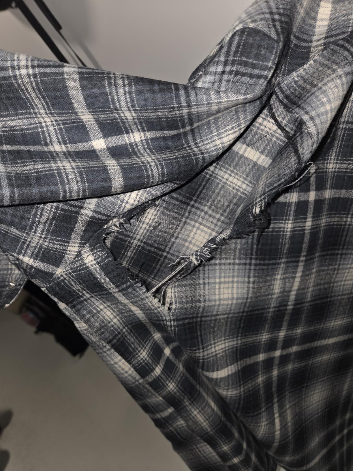Pendleton Canyon Men's Shirt, Long Sleeve Flannel Shirt, 100% Virgin Wool - Regular Fit customer photo 1