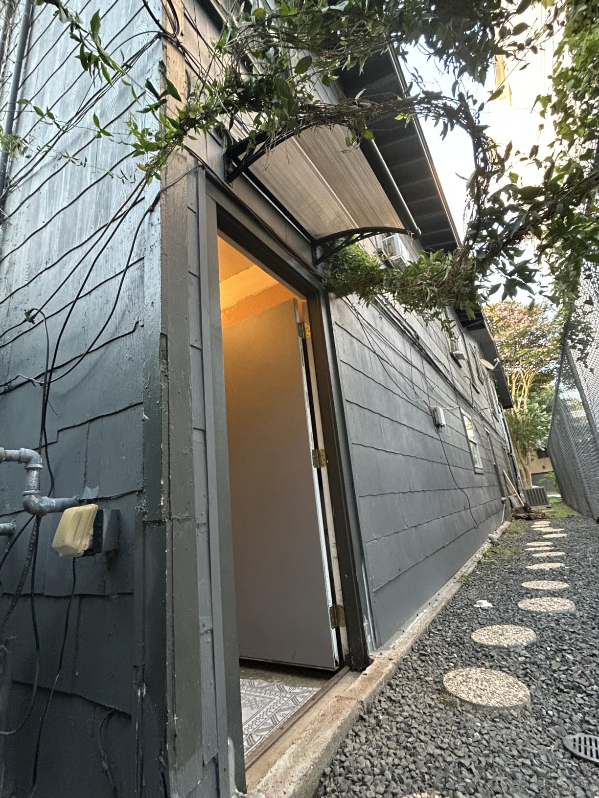 Awning for Door Entrance 60x100cm/24x40in Window Canopy Exterior with Plastic Steel Bracket UV Rain&Snow Protection, Durable Polycarbonate Canopy for Entrance,Balcony Brown customer photo 2