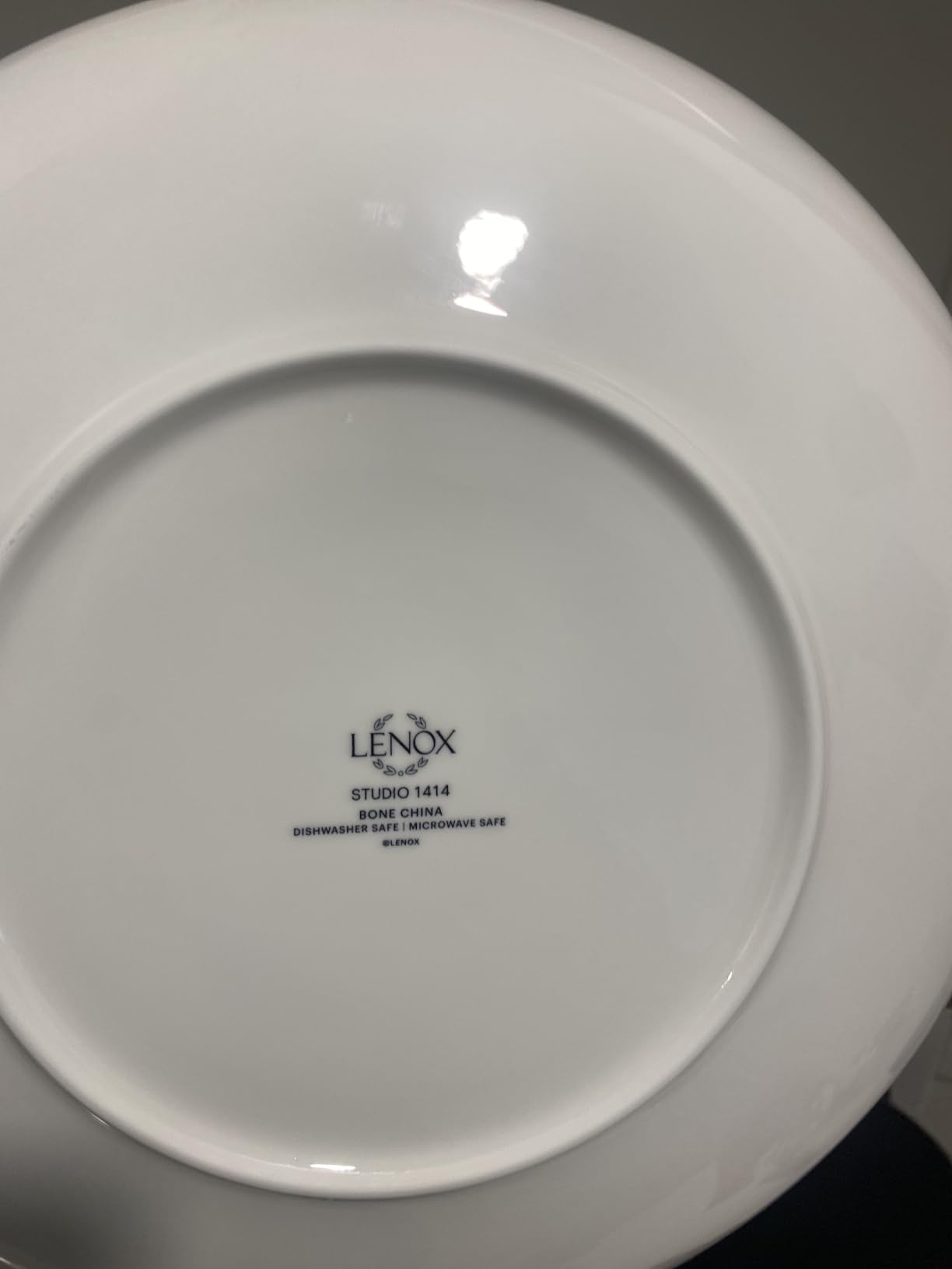 Lenox Studio 1414 Coupe 18-Piece Dinnerware Set, Service For 6, Bone China Material, Dishwasher Safe, Microwave Safe customer photo 1