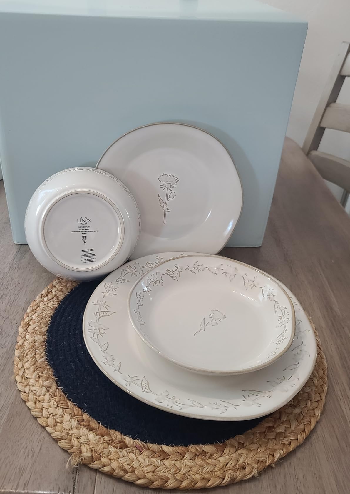 Lenox Homespun Stoneware 16-Piece Dinnerware Set for 4 customer photo 2