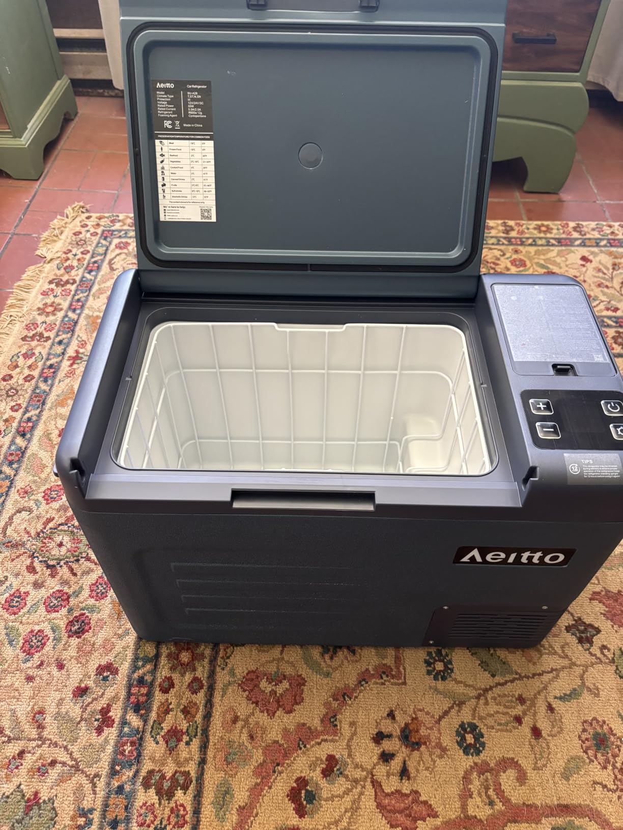 Aeitto 12 Volt Car Refrigerator 30Quart Car Fridge Freezer Electric Cooler Portable Cooler 12V Fridge RV Refrigerator -4F-68F Temp Control 12/24V DC & 100-240V AC for Travel, Camping, RV, Road customer photo 1