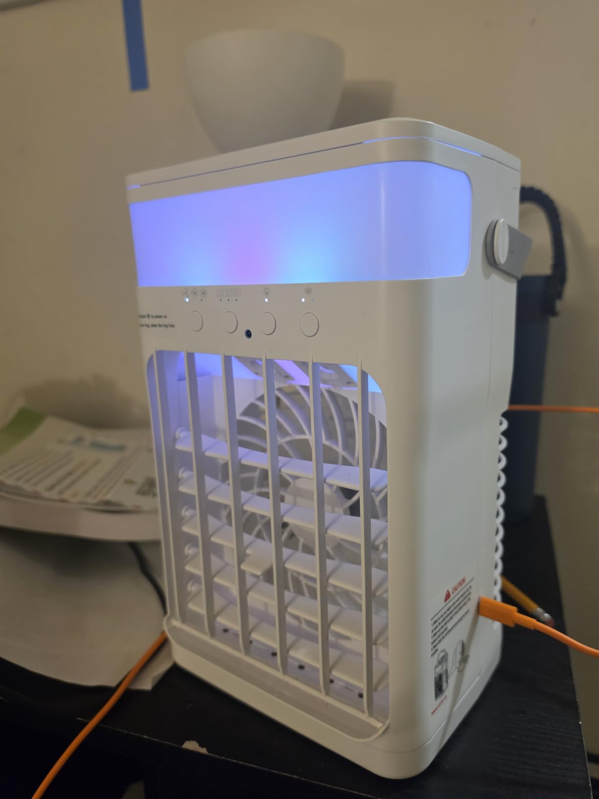 Portable Air Conditioners, Air Conditioner, Ac Unit with 1600ML Water Tank, 2 Spray Ports, 3 Wind Speeds, 3 Timers, 10 kinds of Colorful Lights, Portable Ac Units for Room Camping Car Office customer photo 1