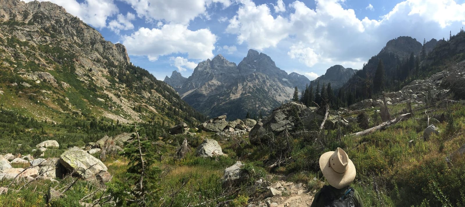 Vagabonding: An Uncommon Guide to the Art of Long-Term World Travel customer photo 2