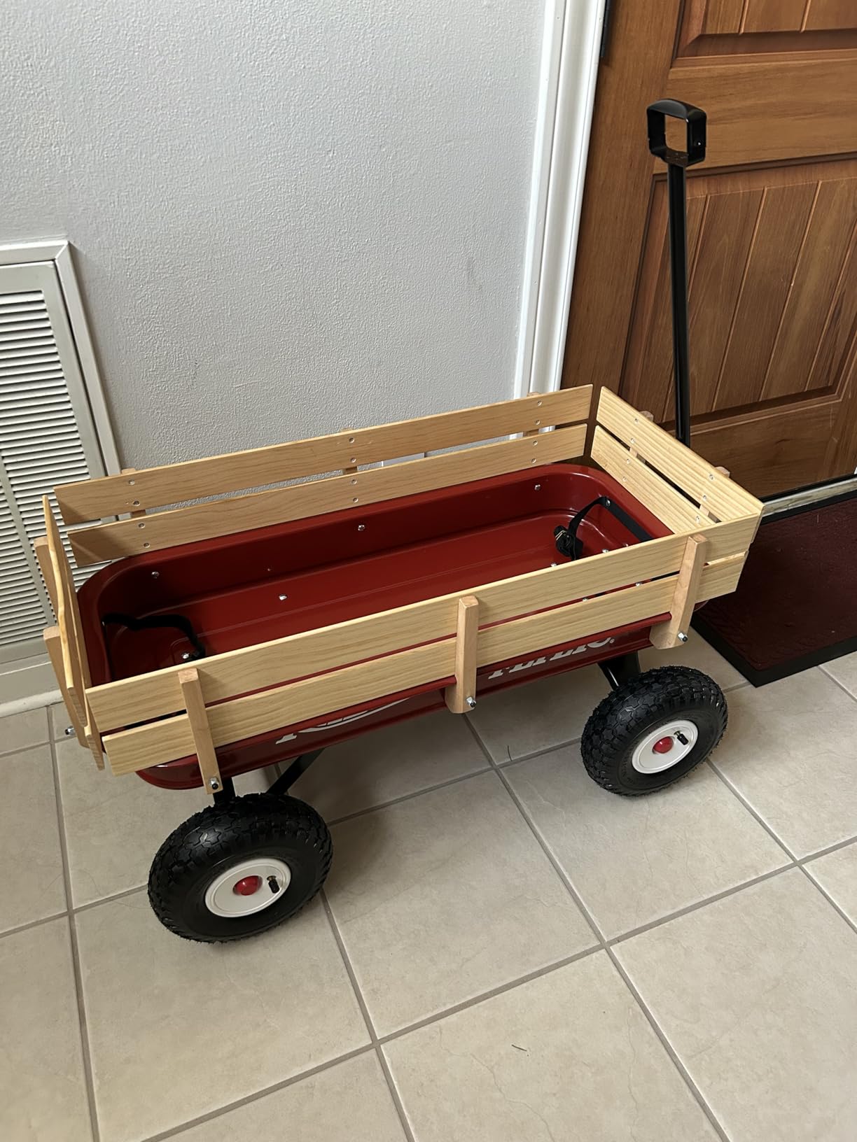Radio Flyer Kids Wagon, Rolling Cart, Beach Cart, Carts with Wheels | All-Steel Body with Wood Sides, 10