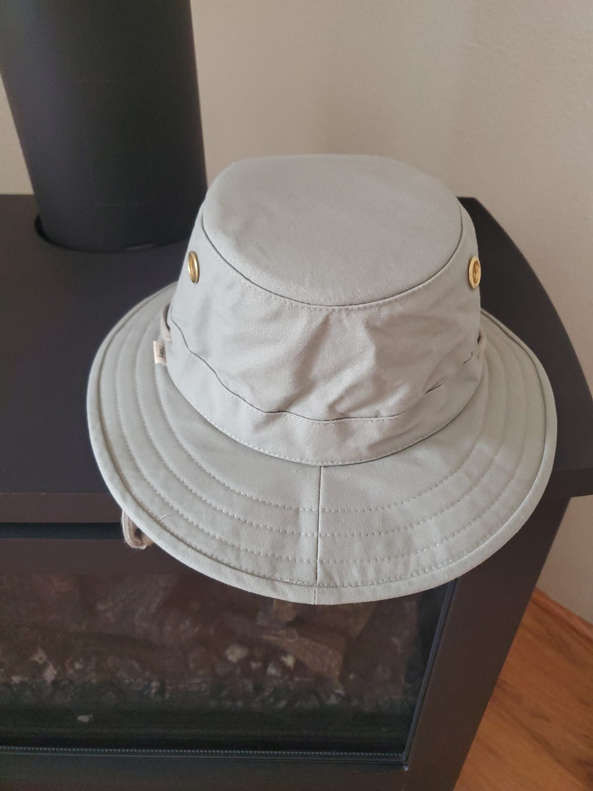 T5 Adventure Hat customer photo 1
