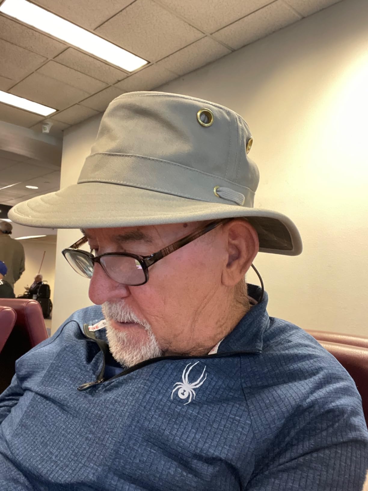T5 Adventure Hat customer photo 2