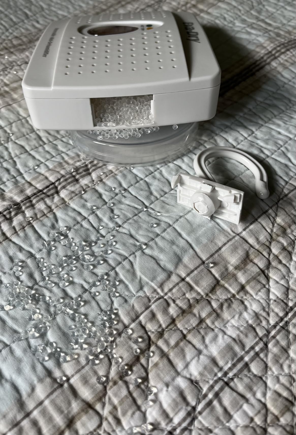 Eva-Dry Wireless Mini Dehumidifier, White (E-333) customer photo 1