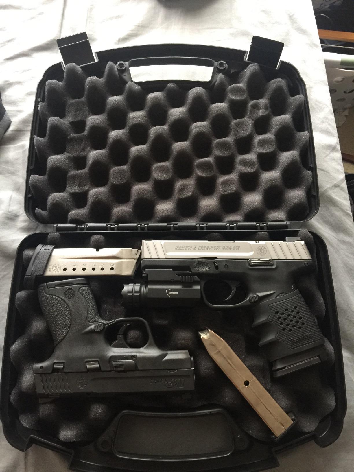 MTM 807-40 Pistol Handgun Case Single, 6 Revolver Barrel, Black | Compact Hard Shell, Secure Snap Lock Latch, Lightweight, Storage & Transport Case, Gun Storage Accessory, USA Made customer photo 1