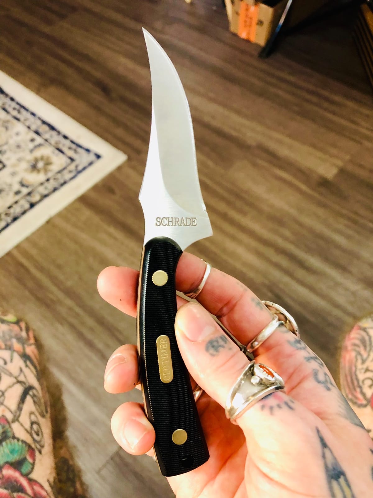 Old Timer 152OT Sharpfinger 7.1in S.S. Full Tang Fixed Blade Knife with 3.3in Clip Point Skinner Blade, Black Sawcut Handle, and Leather Belt Sheath for Hunting, Camping, Skinning, EDC, and Outdoors customer photo 1