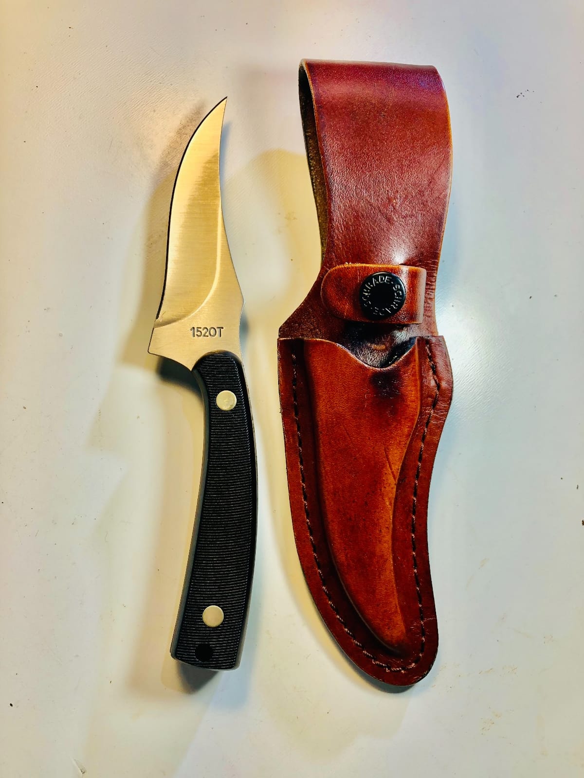 Old Timer 152OT Sharpfinger 7.1in S.S. Full Tang Fixed Blade Knife with 3.3in Clip Point Skinner Blade, Black Sawcut Handle, and Leather Belt Sheath for Hunting, Camping, Skinning, EDC, and Outdoors customer photo 2
