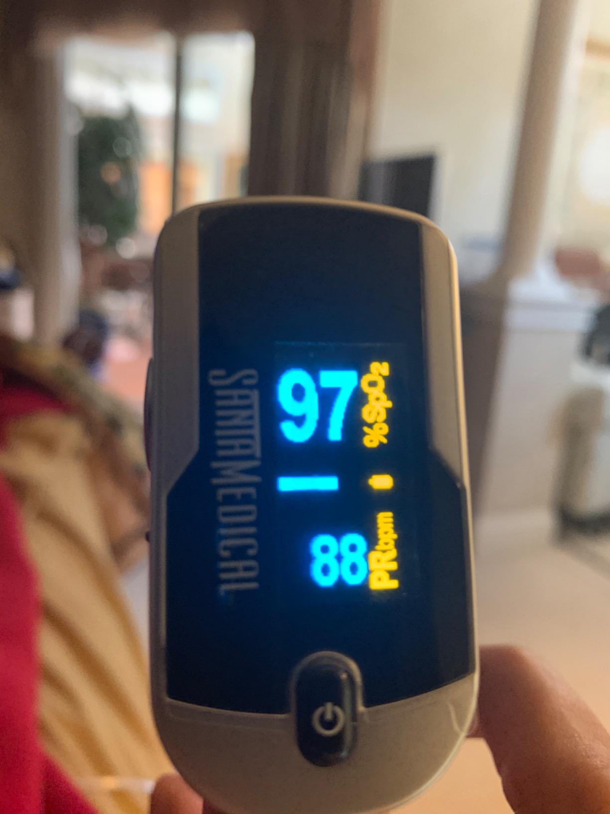 Santamedical Generation 2 Fingertip Pulse Oximeter with Lanyard customer photo 2