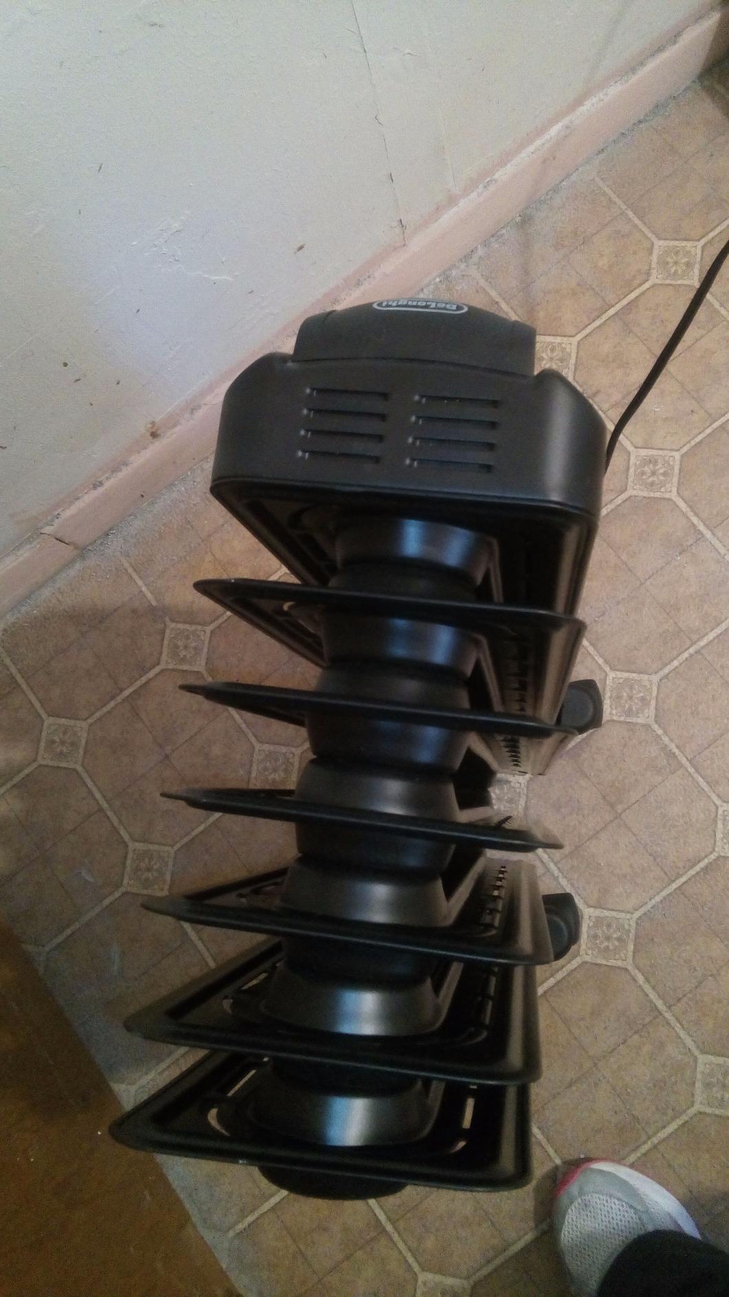 De'Longhi Oil filled Radiator Heater, 1500W Electric Space Heater for indoor use, portable room heater, Energy Saving, full room like office and bedroom with safety features, EW7707CM customer photo 2