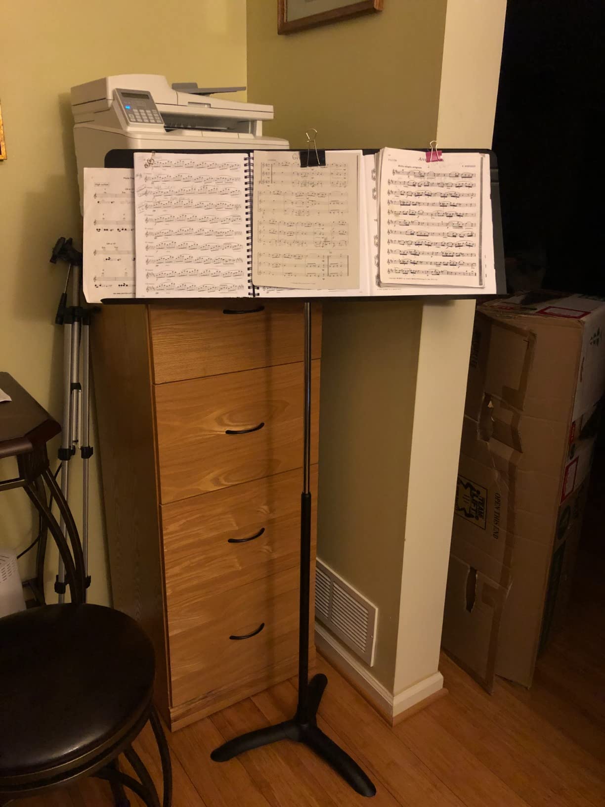 Manhasset 5101 Fourscore Music Stand with Extra-Wide 32