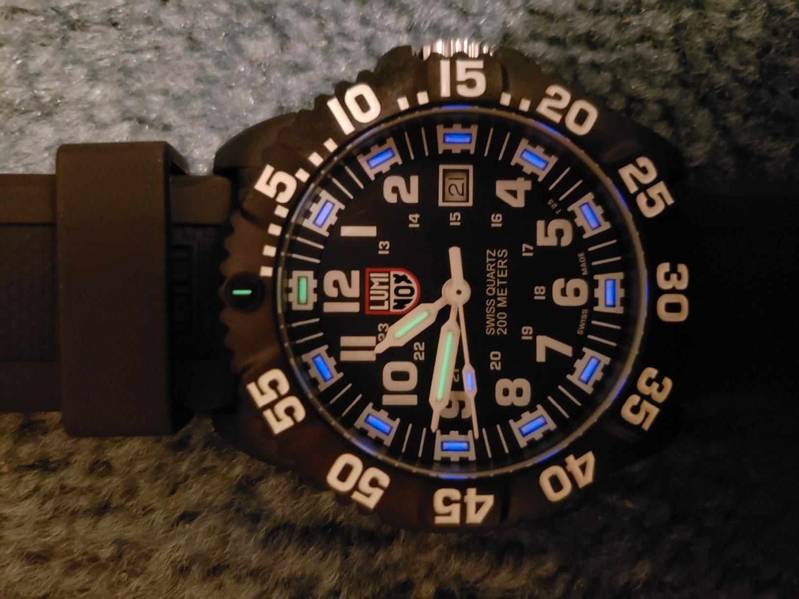 Luminox - Original Navy Seal- Mens Watch - Military Dive Watch - Date Function - 200m Water Resistant - Mens Watches - Made in Switzerland customer photo 2