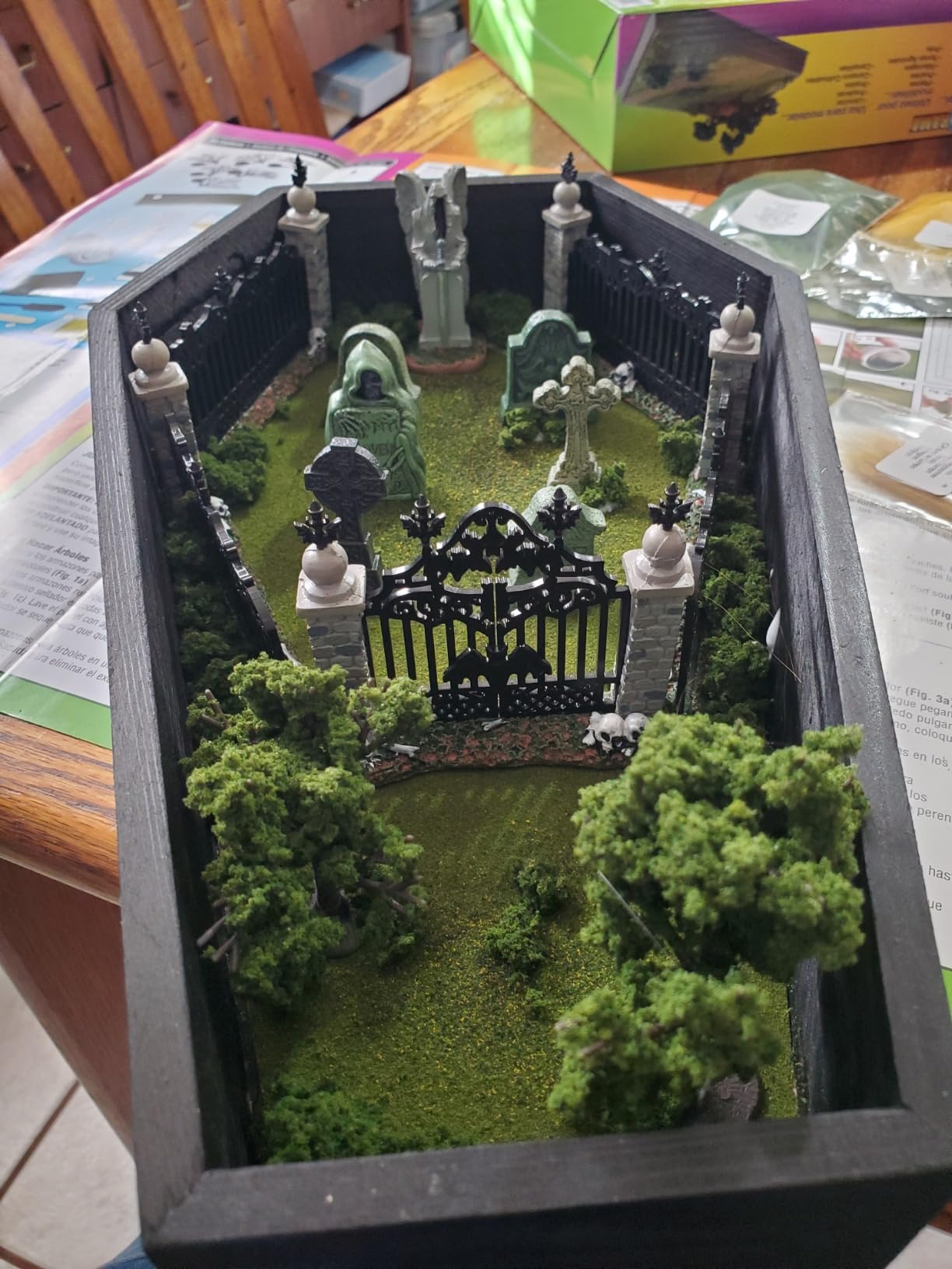 Woodland Scenics Diorama Kit, Basic customer photo 2