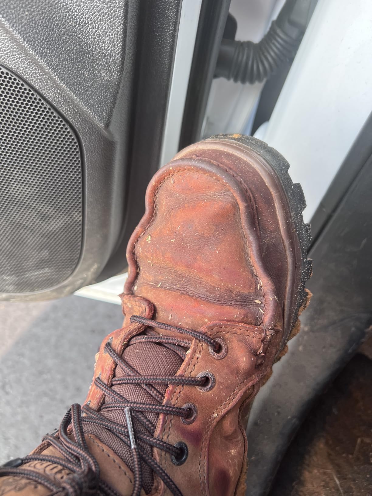 ROCKY Men's Outback GORE-TEX Waterproof Hiking Boots customer photo 2