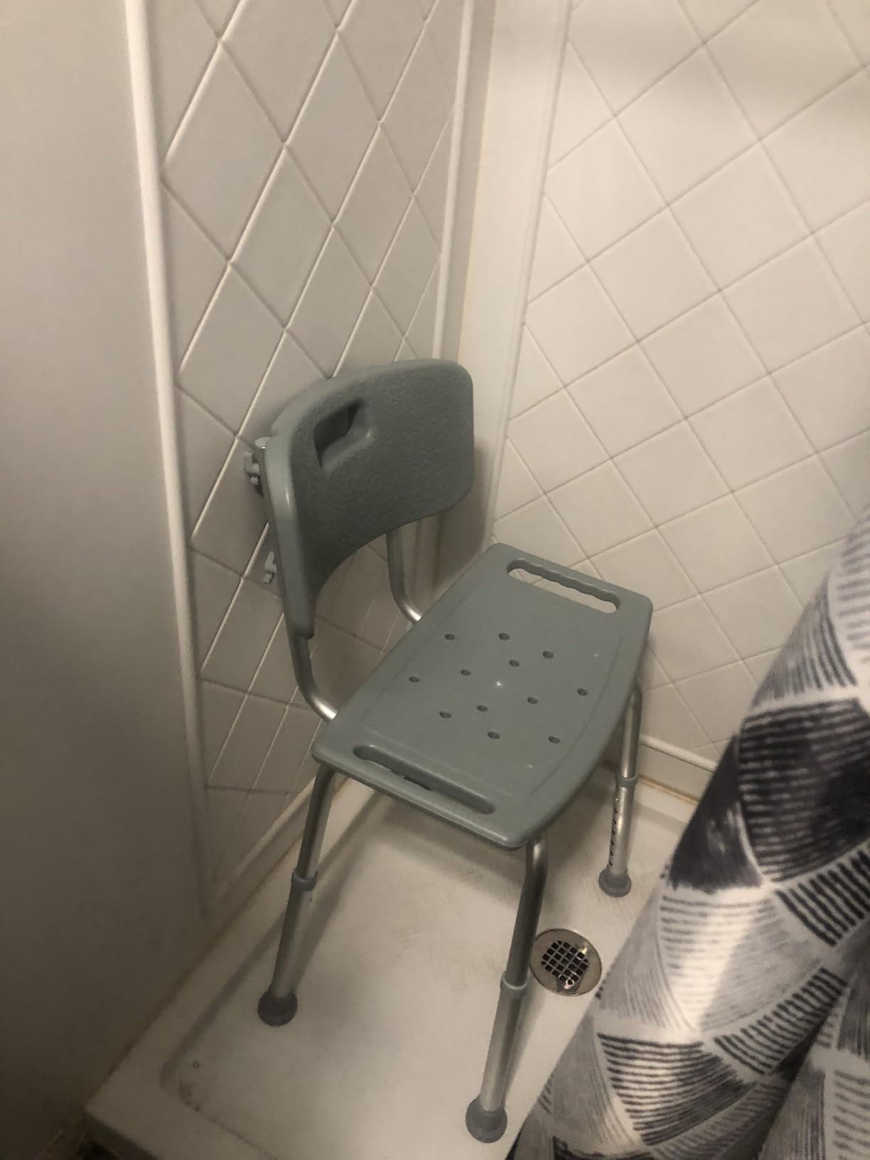 Drive Medical Shower Chair with Back and Suction Feet, Gray | Adjustable Bathroom Bench Features Contoured Seat and Suction Feet for Lightweight, Durable Bathing Support customer photo 2