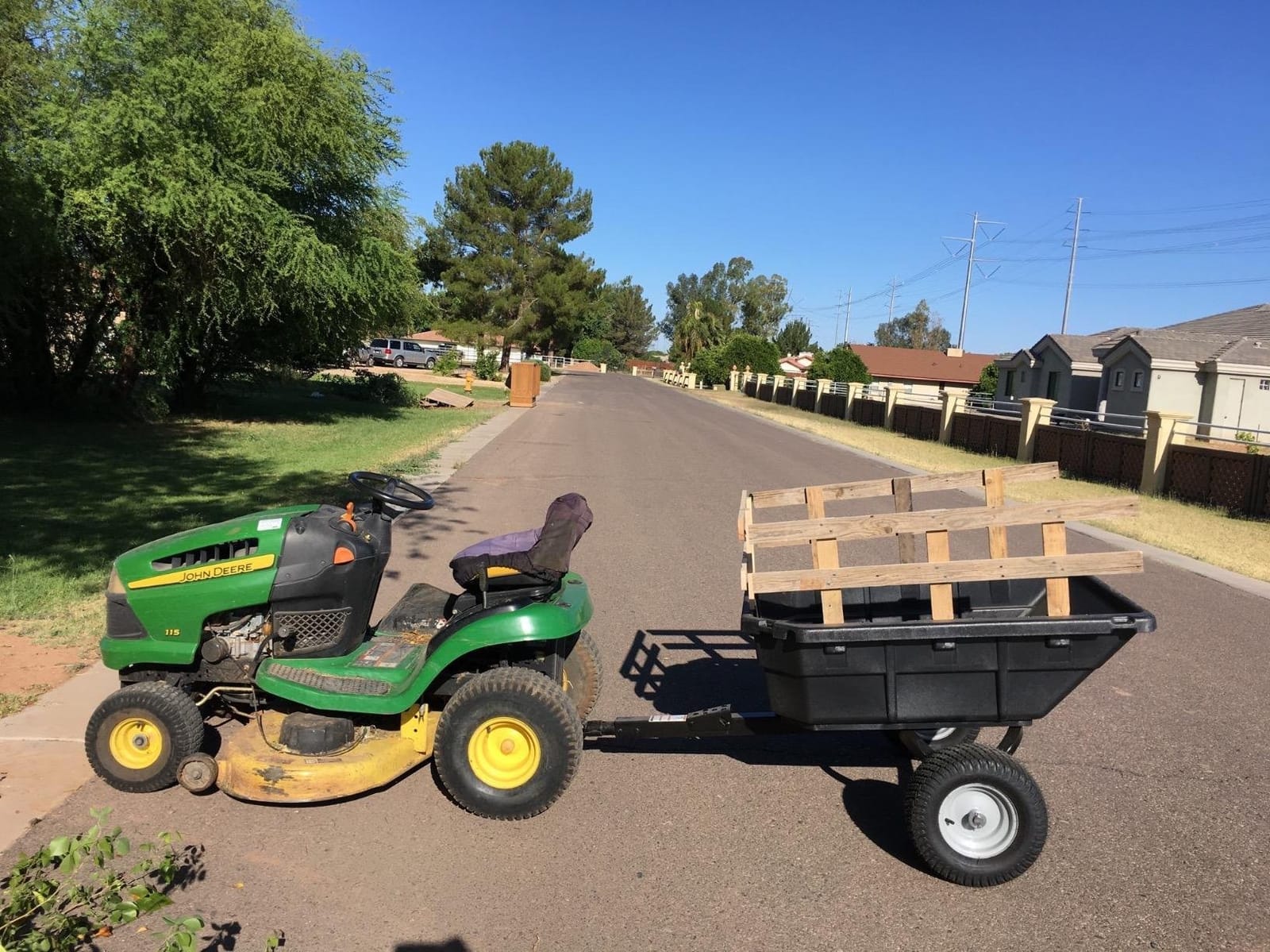 Ohio Steel 4048P-HYB Poly Swivel Hybrid Dump Cart, 15 cu.ft., 1250 lb Load Capacity customer photo 1